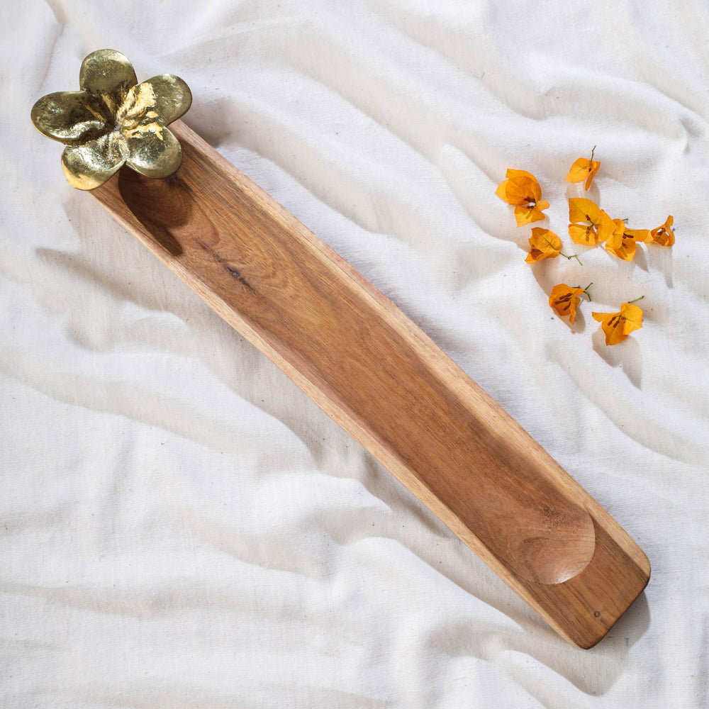 ASHOKA ASSEMBLE - CELEBRATING CRAFTS OF ODISHA Brown - Hand Carved Natural Mahogany Wooden Tray With Dokra Holder - view 2