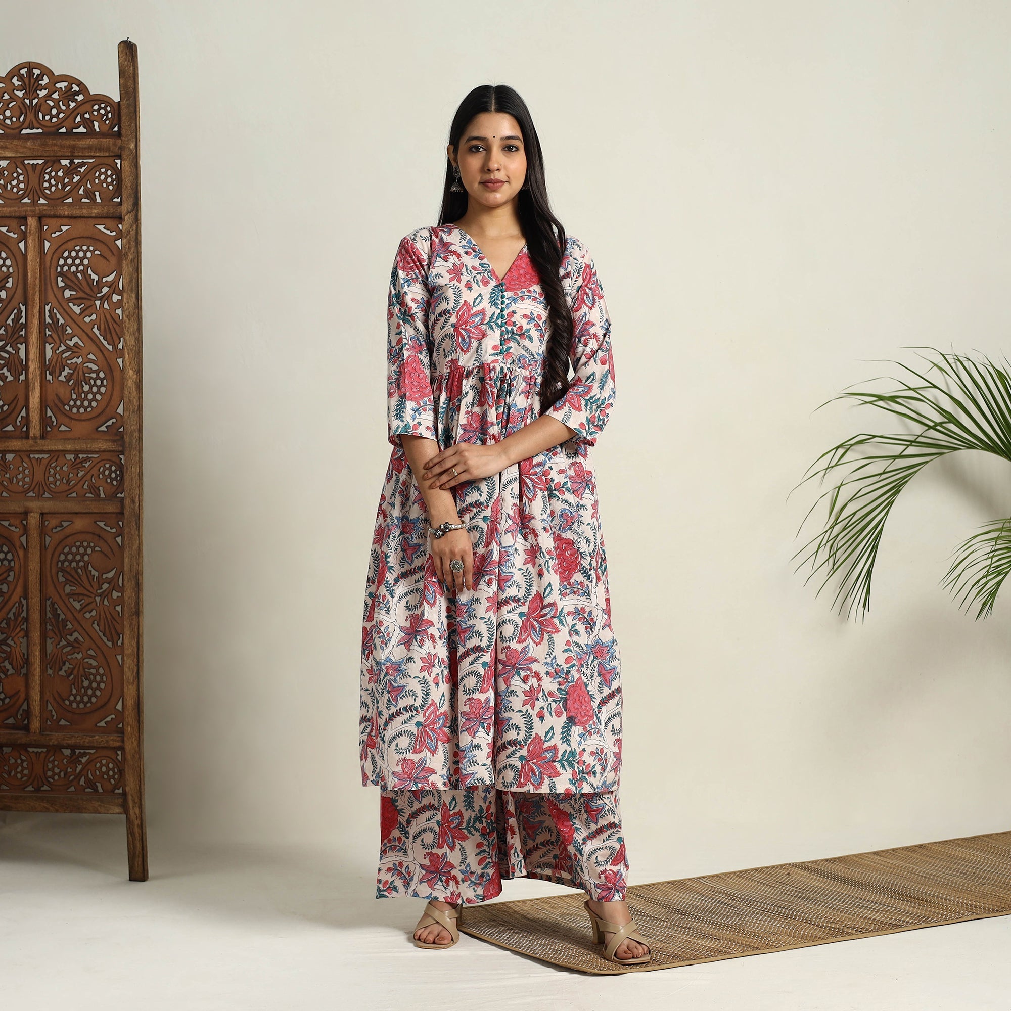 ITOKRI CASUALS Beige - Block Print Cotton Flared Sanganeri Kurta Set 05 - view 2