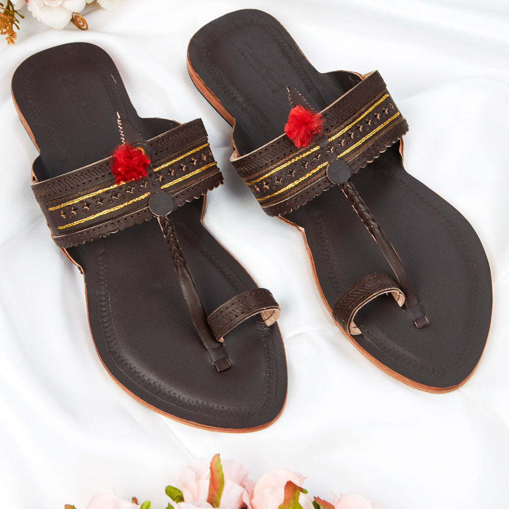 KORAKARI Brown Handstitched Leather Kolhapuri Women Slipper