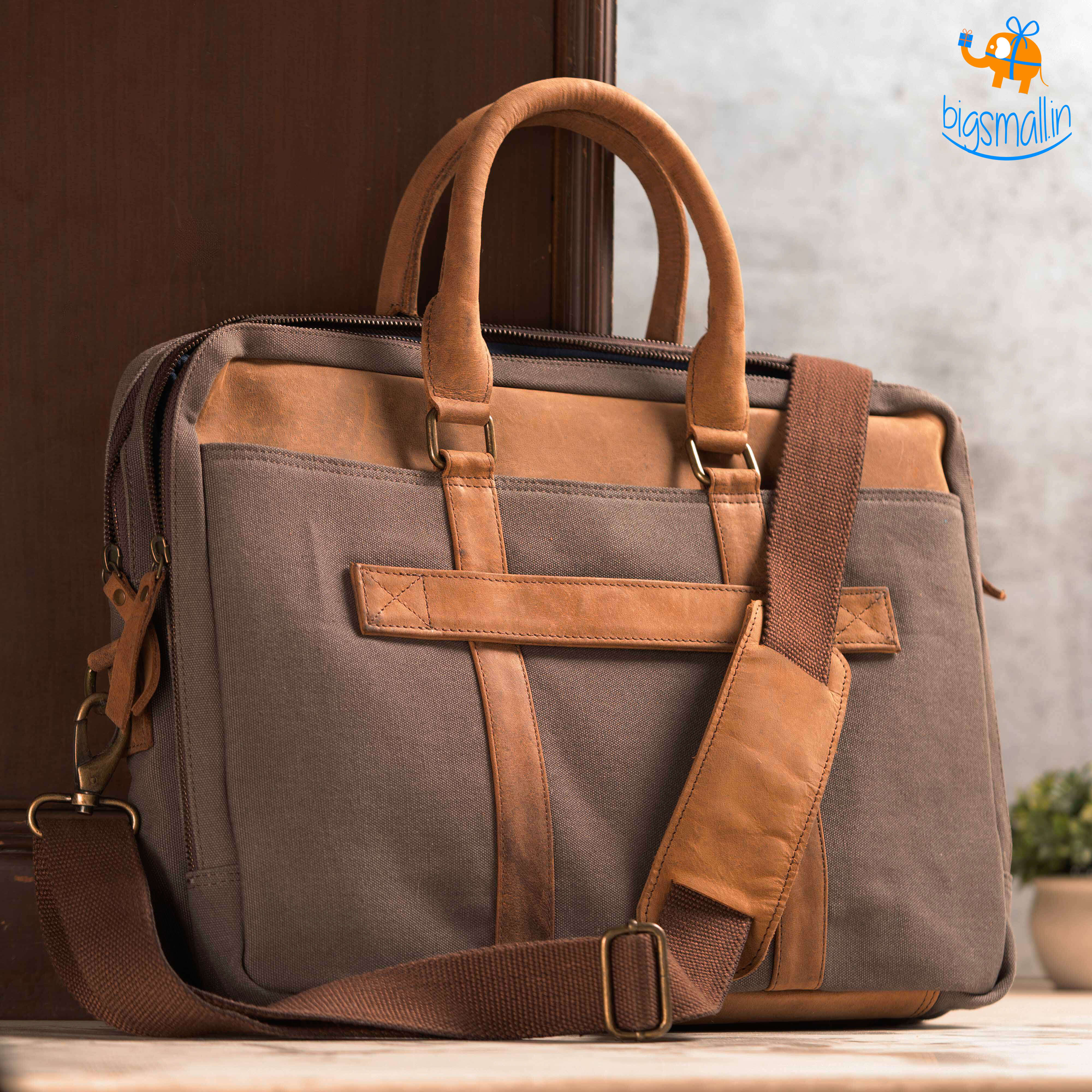 Ascetic Canvas Messenger Bag