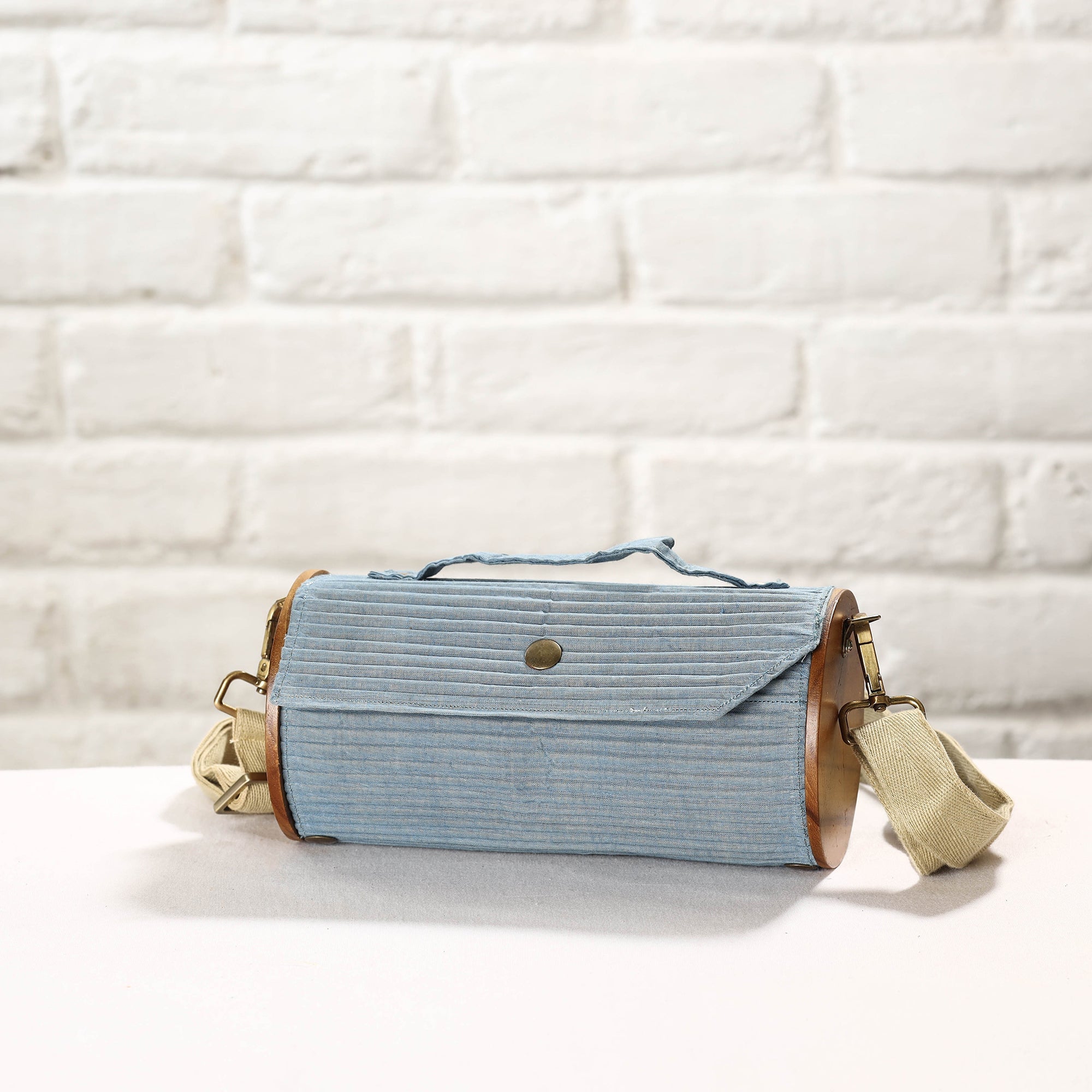 LUKKA CHUPPI Blue - DIY Round Sling Bag / Clutch With Changeable Sleeve - view 2