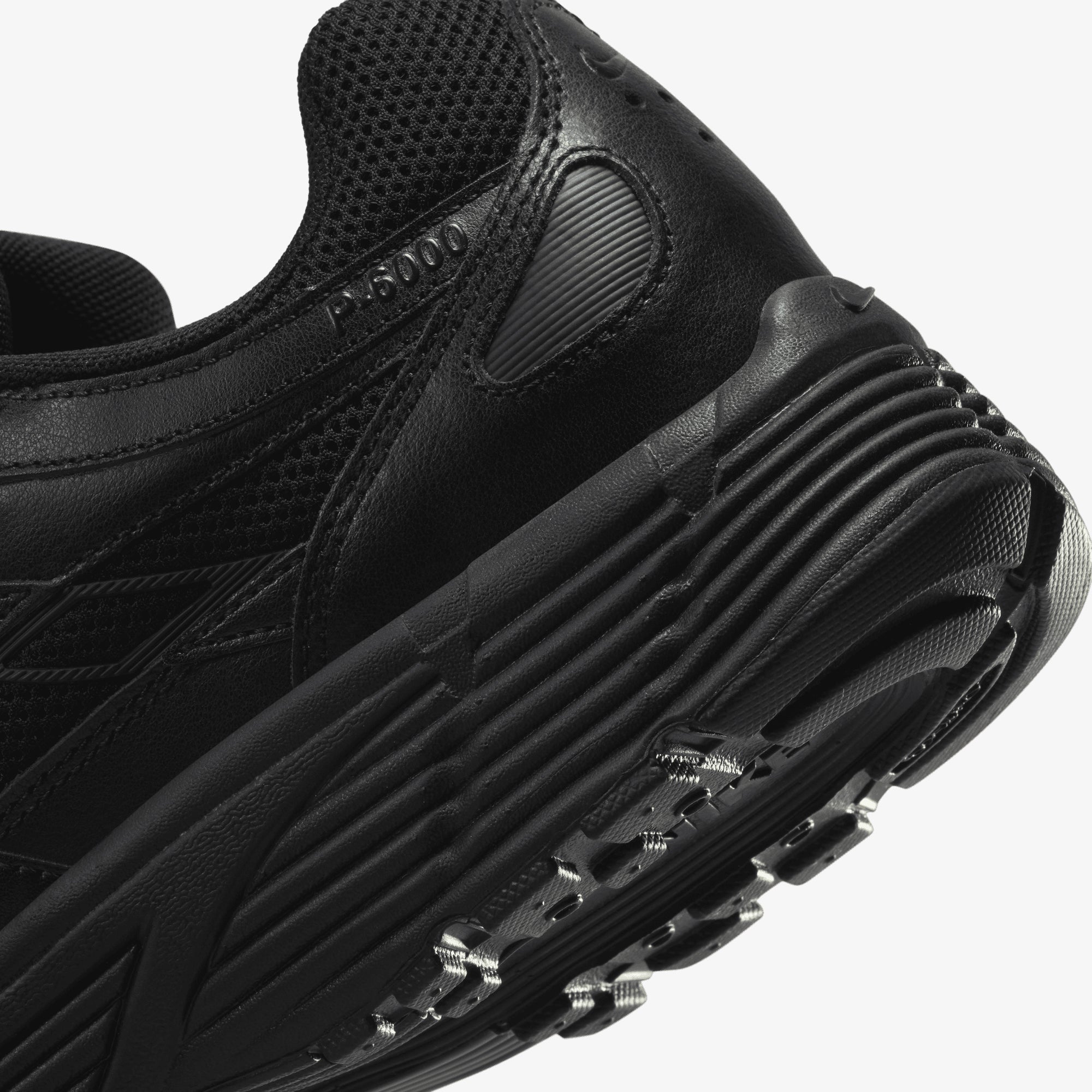 Nike | P-6000 { Black/black - view 6