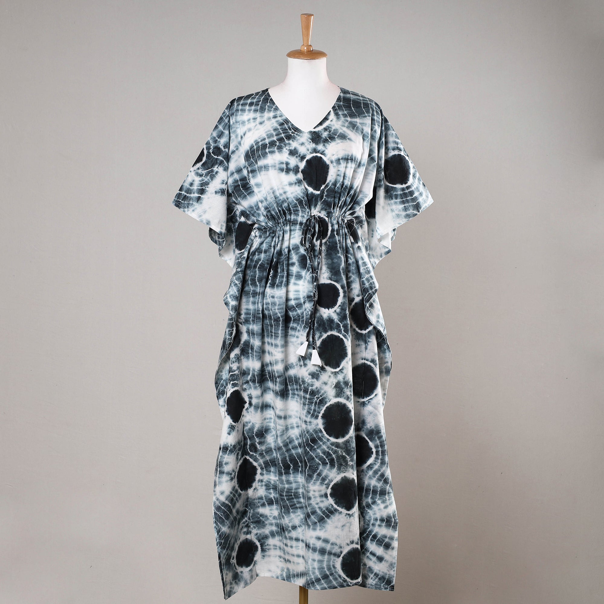 HAVELI CHRONICLES Black - Shibori Tie-Dye Cotton Kaftan with Tie-Up Waist (Long)