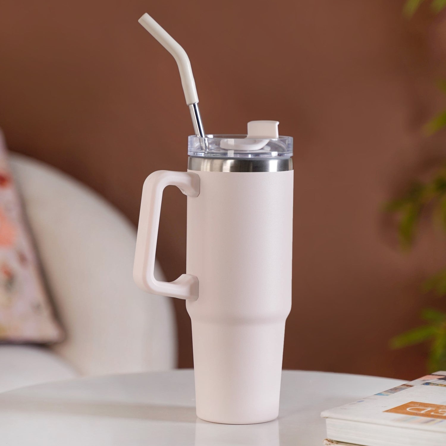 Nestasia Glacio Double Wall Insulated Trending Sipper Water Bottle Moonbeam White 850ml