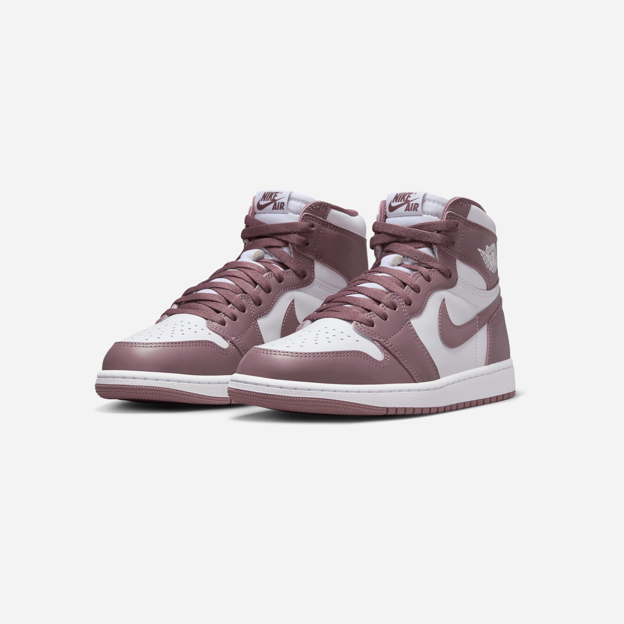 Nike Air Jordan 1 Retro High OG Mauve - view 2