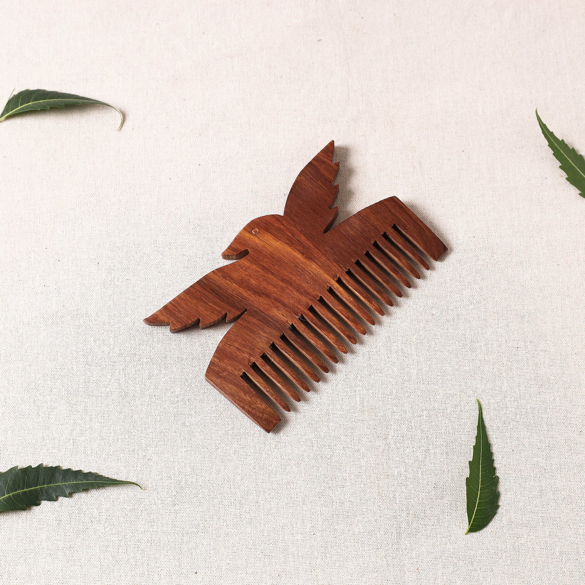 ITOKRI CRAFTS INITIATIVE Bijnor Hand Carved Sheesham Wood Comb (Medium)