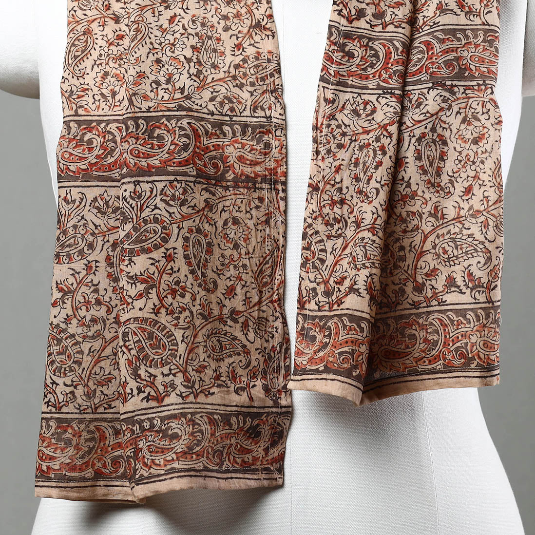 PITCHUKA SRINIVAS KALAMKARI PEDANA Beige - Pedana Kalamkari Block Printed Natural Dyed Cotton Stole 03 - view 3