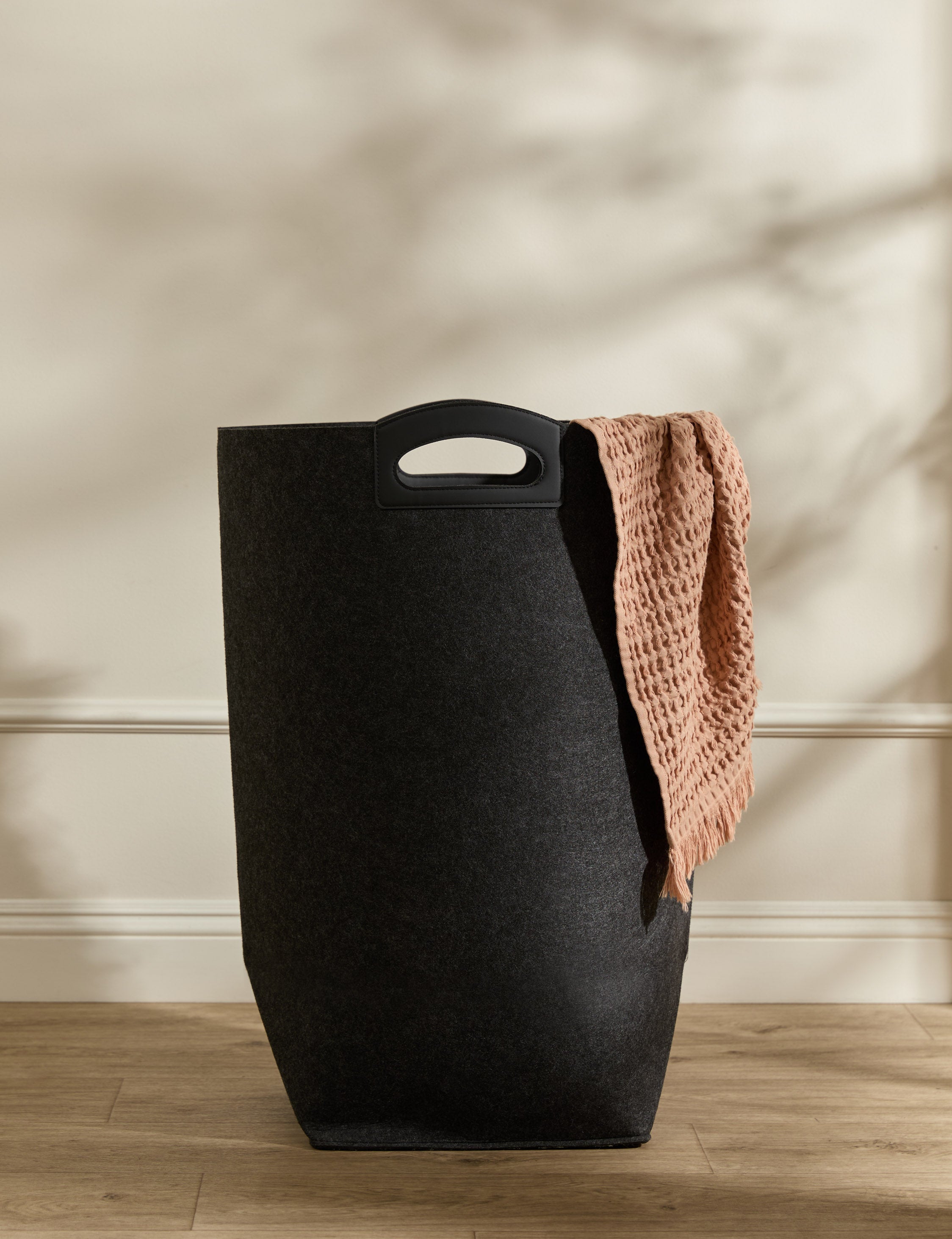 Lulu and Georgia The Hamper by SortJoy