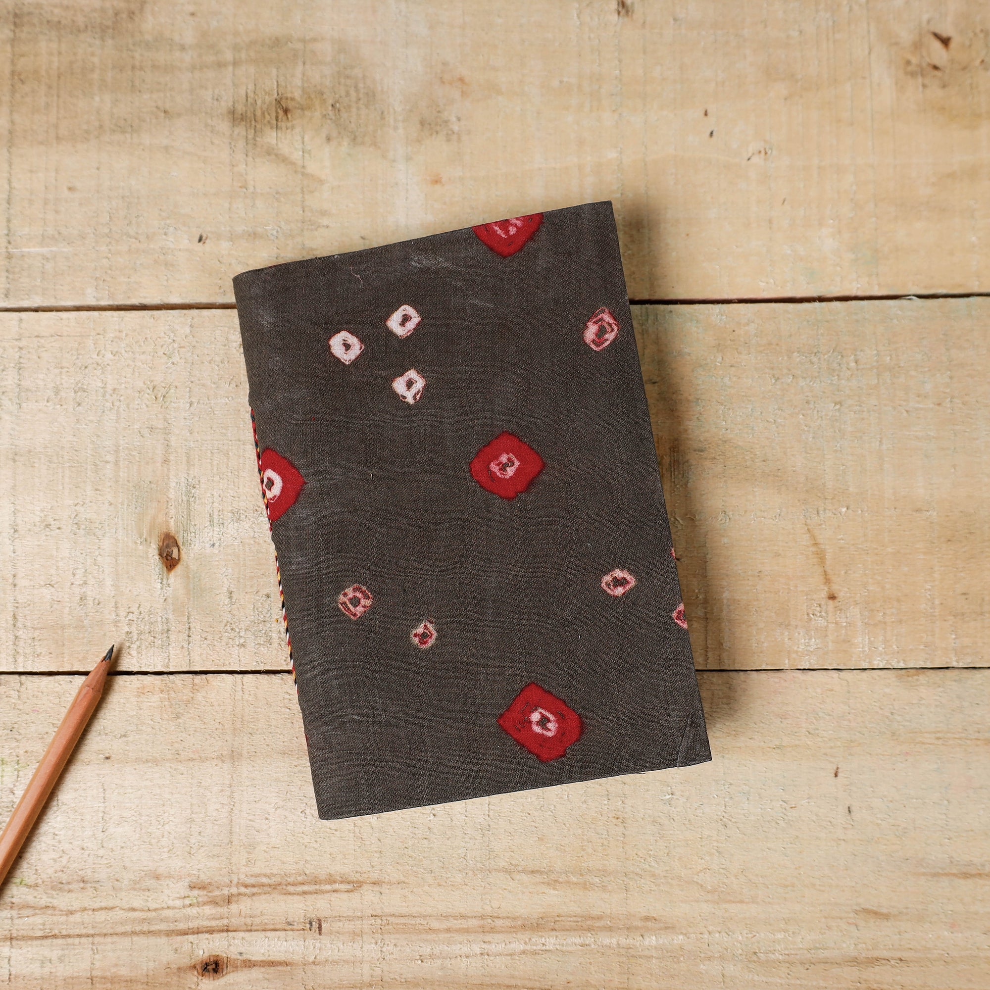 BINDAAS UNLIMITED Brown - Bandhani Fabric Cover Handmade Paper Notebook (7 x 5 in)