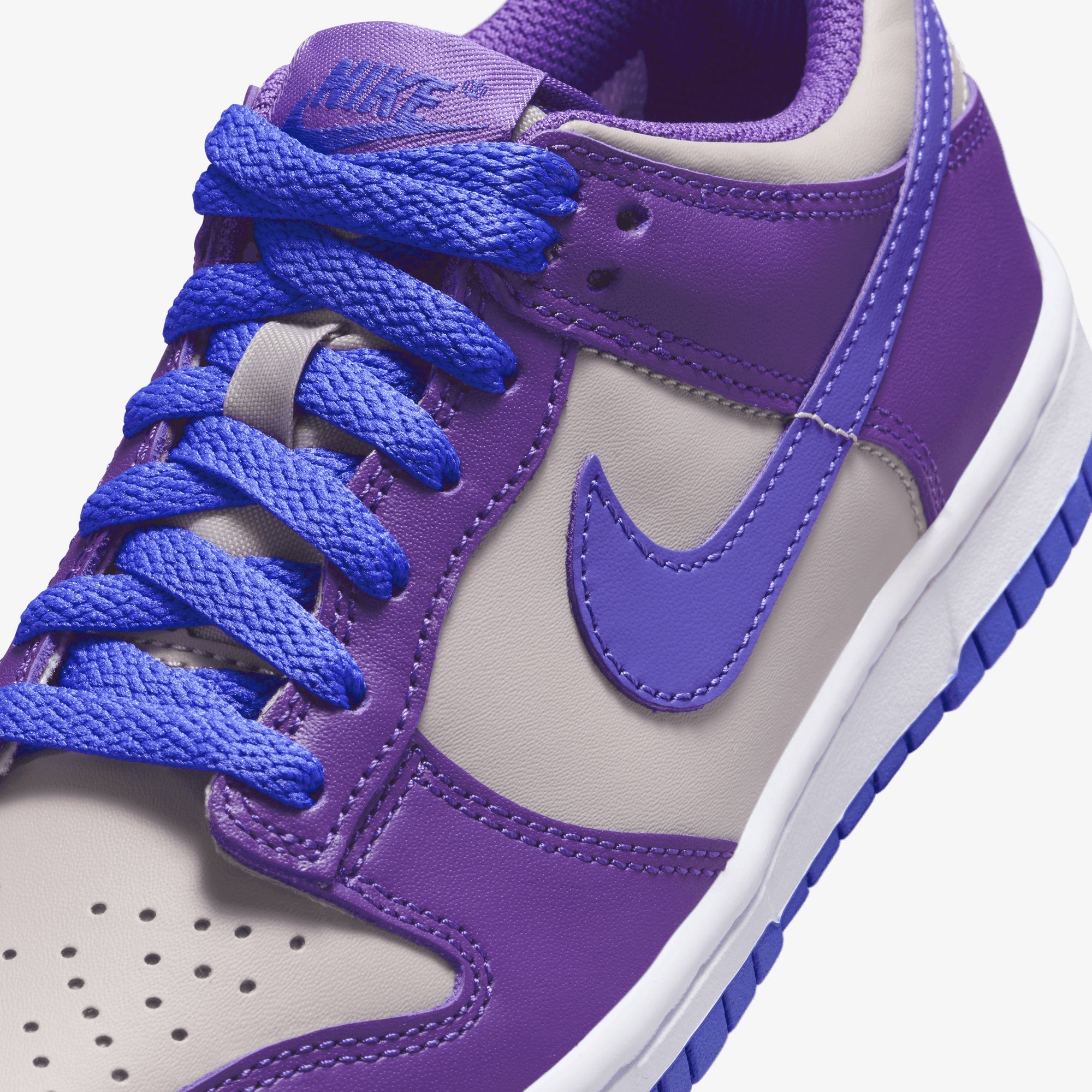 Nike | DUNK LOW { COLLEGE GREY/PERSIAN VIOLET-WILD GRAPE - view 5