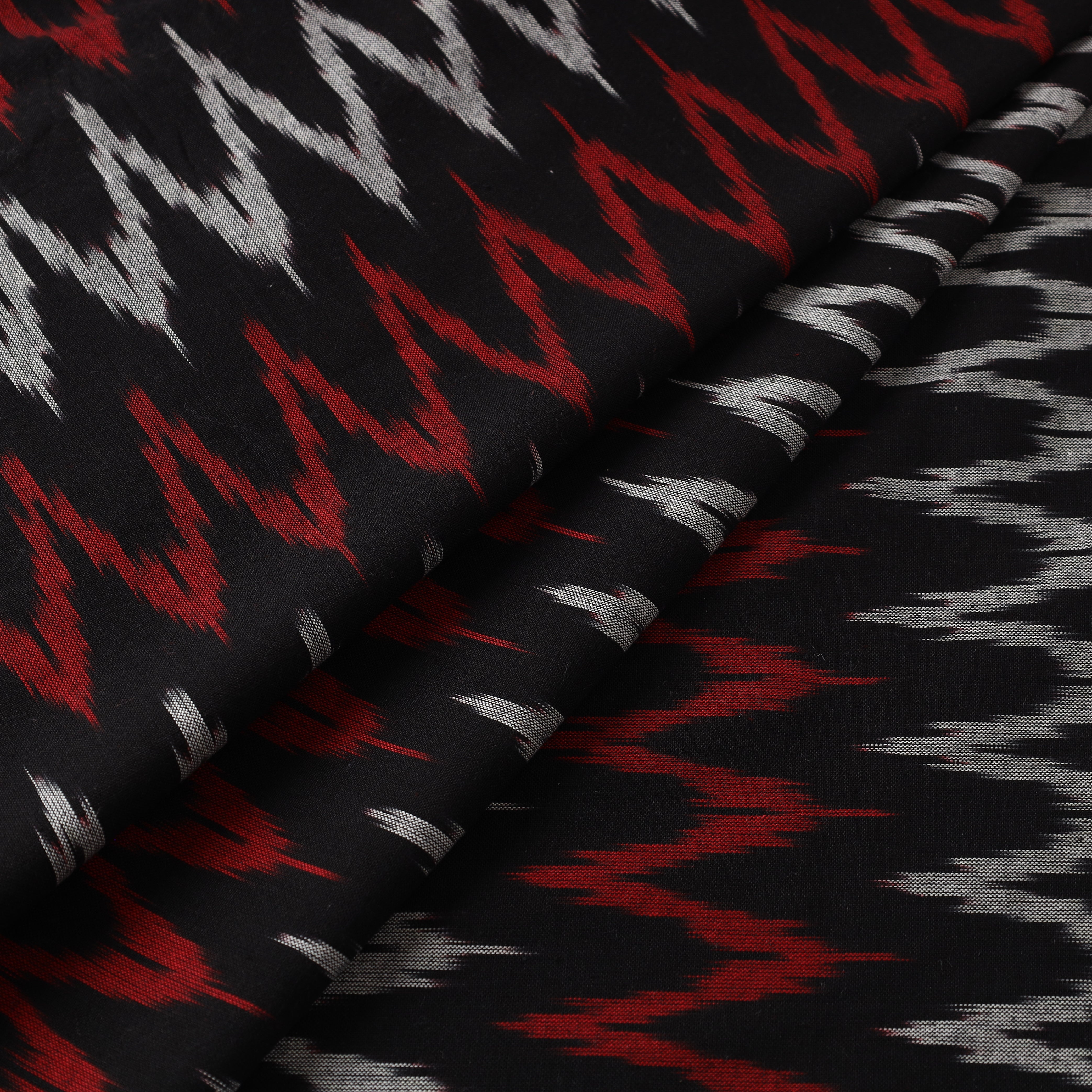 SOUTH KARGHA Black - Cotton Pochampally Ikat Weave Fabric 05 - view 2