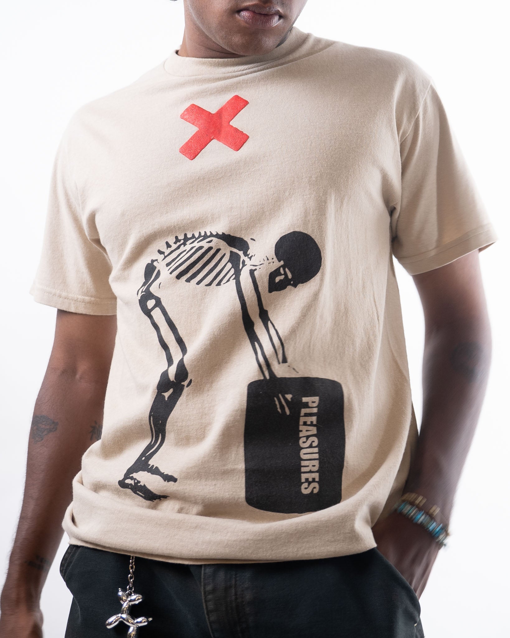 PLEASURES Pleasure Heavy T-Shirt (Sand)