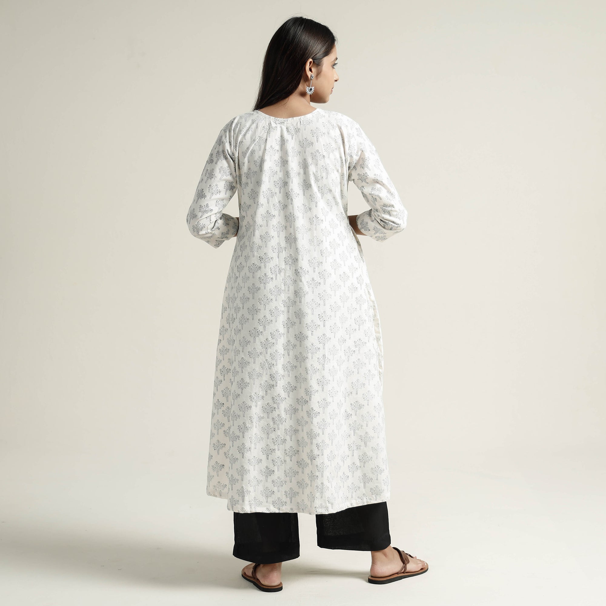 ITOKRI CASUALS Beige - Mangalagiri Block Printed Cotton Kurta with Palazzo Set - view 4
