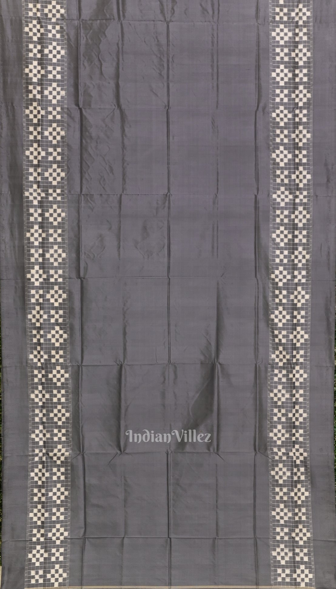 IndianVillèz Cement Gray Pasapali Contemporary Sambalpuri Ikat Silk Saree - view 4