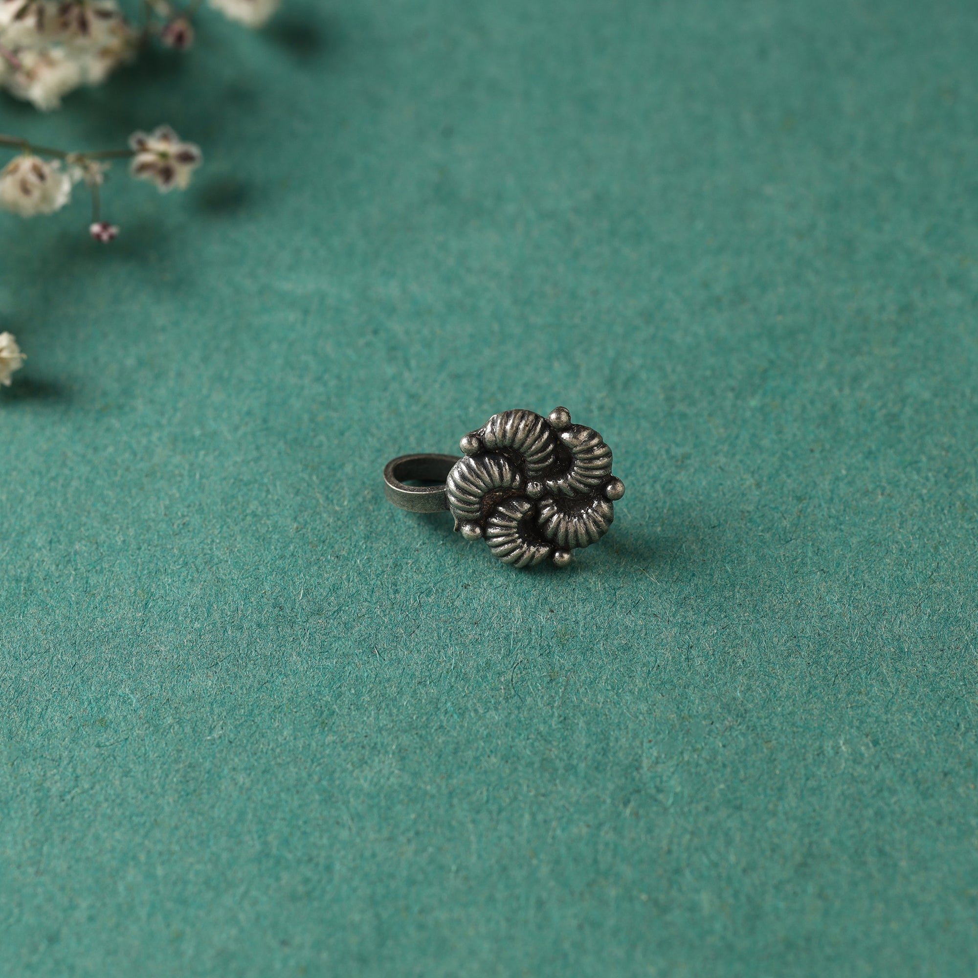 HAVELI CHRONICLES Antique Padma Sterling Silver Nosepin