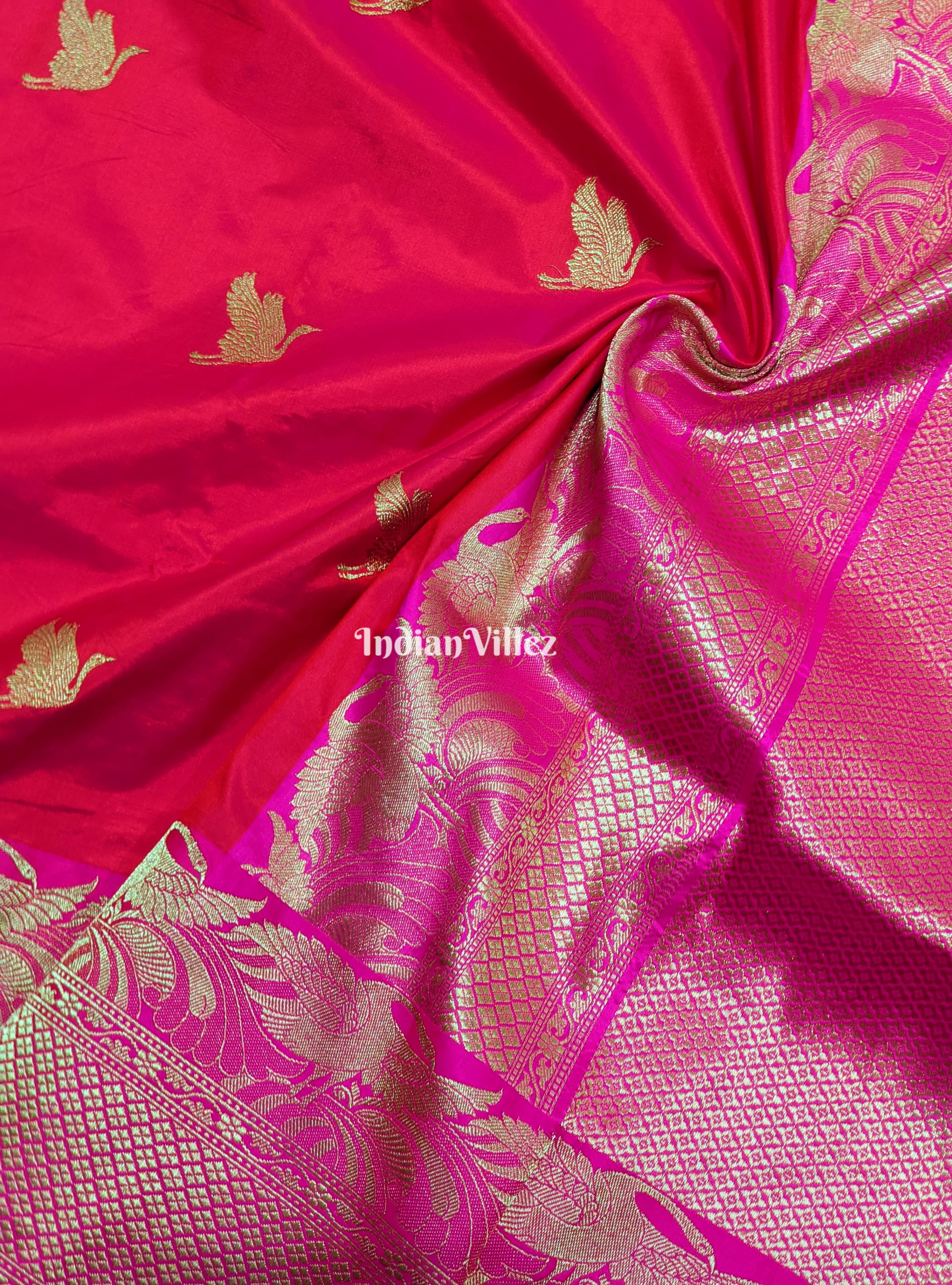 IndianVillèz Rani Pink Handwoven Banarasi Katan Silk Saree - view 3