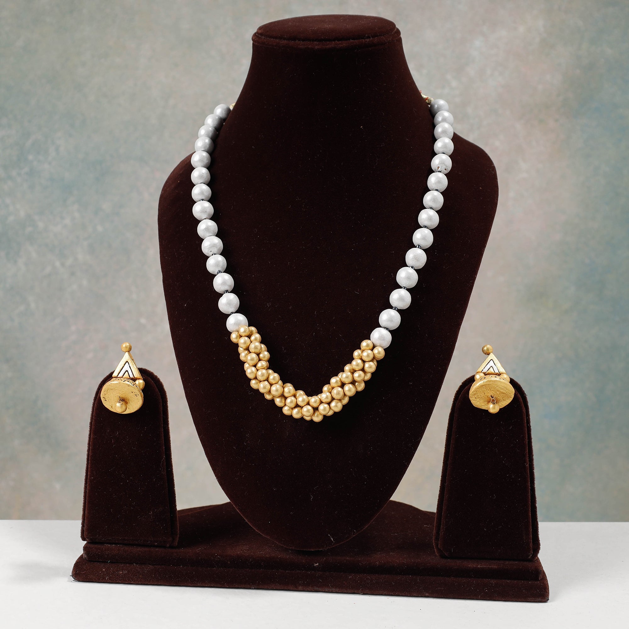 KHUSHBASH - HAPPY LOOM OF EAST Bishnupur Handpainted Terracotta Necklace Set