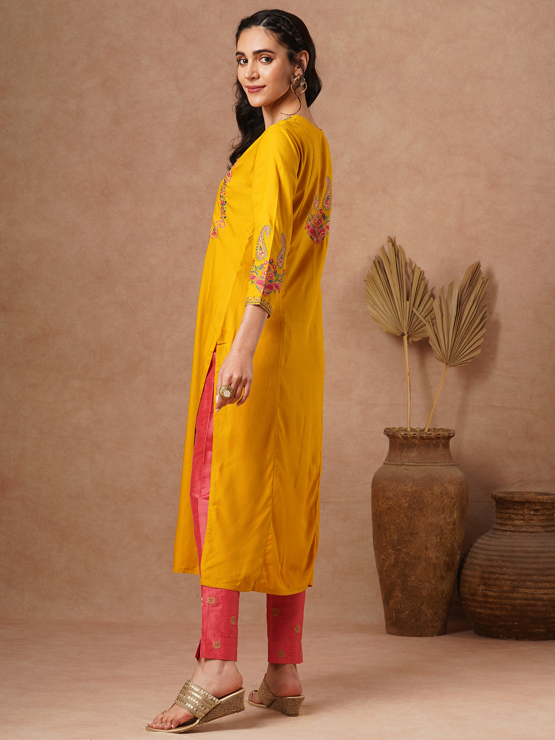 FASHOR Ethnic Embroidered Straight Fit Kurta - Yellow - view 6