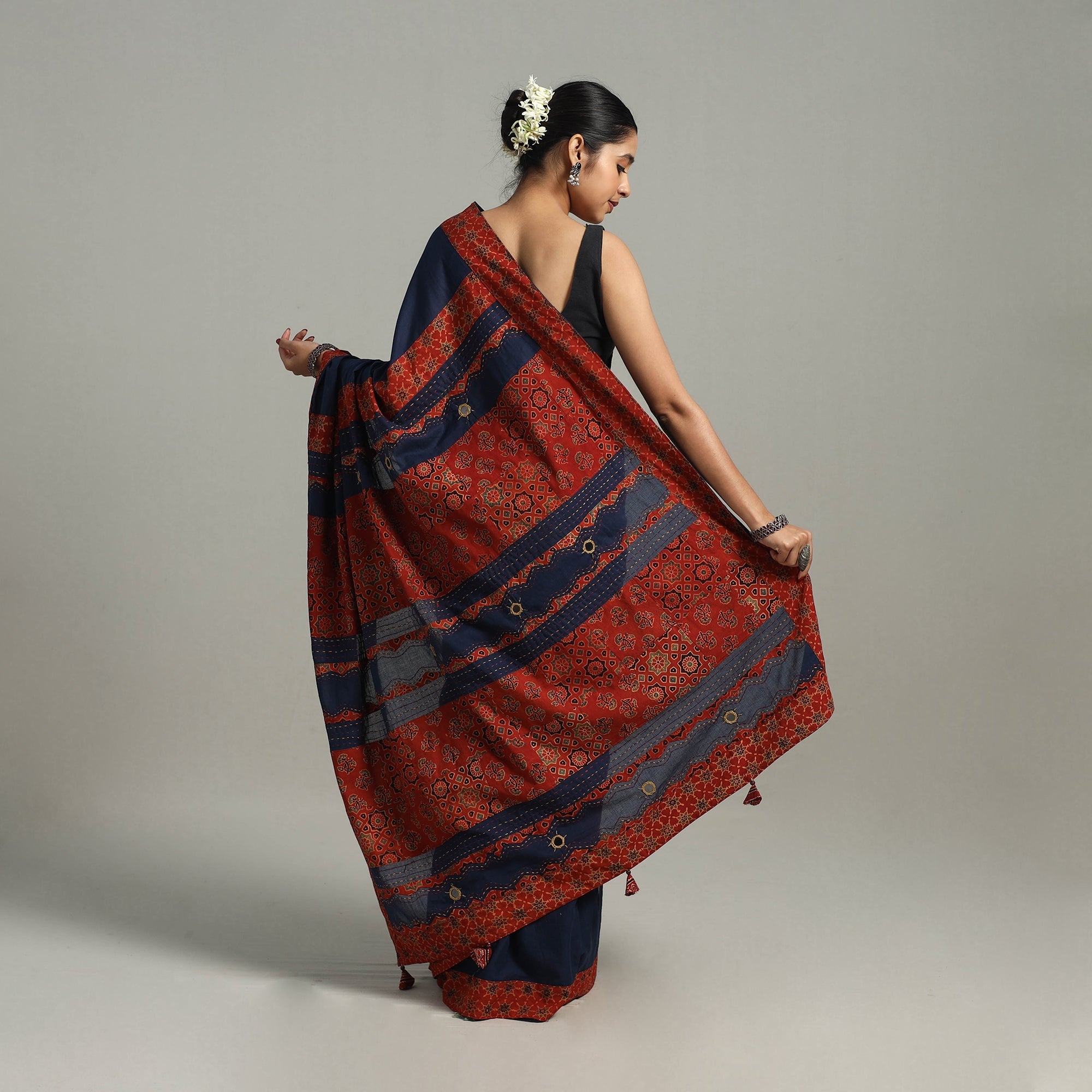 SHADES OF MARUDHARA Blue - Applique Patchwork Mul Cotton Tagai Ajrakh Saree 02 - view 2