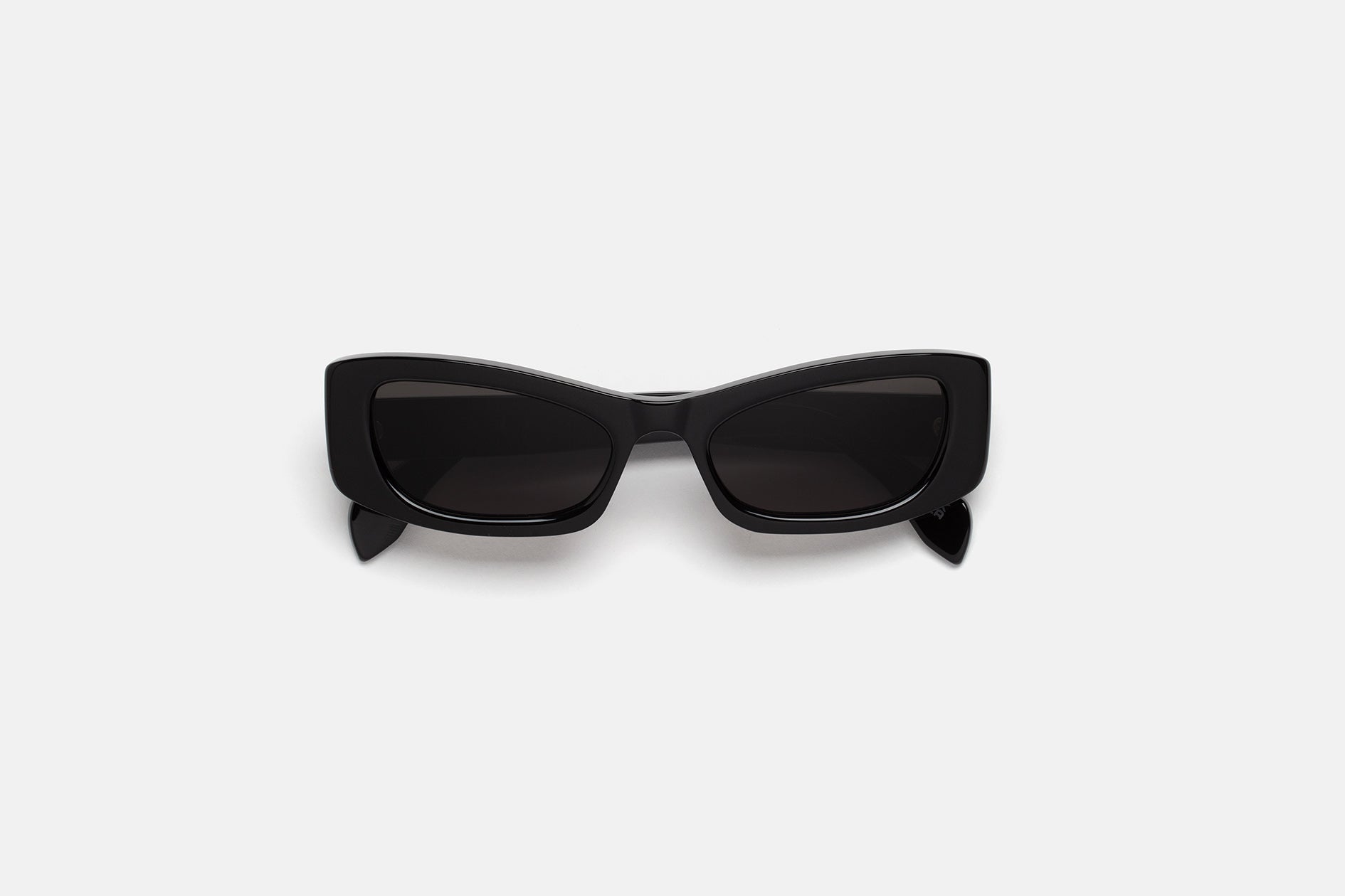 RETROSUPERFUTURE Nyama Black