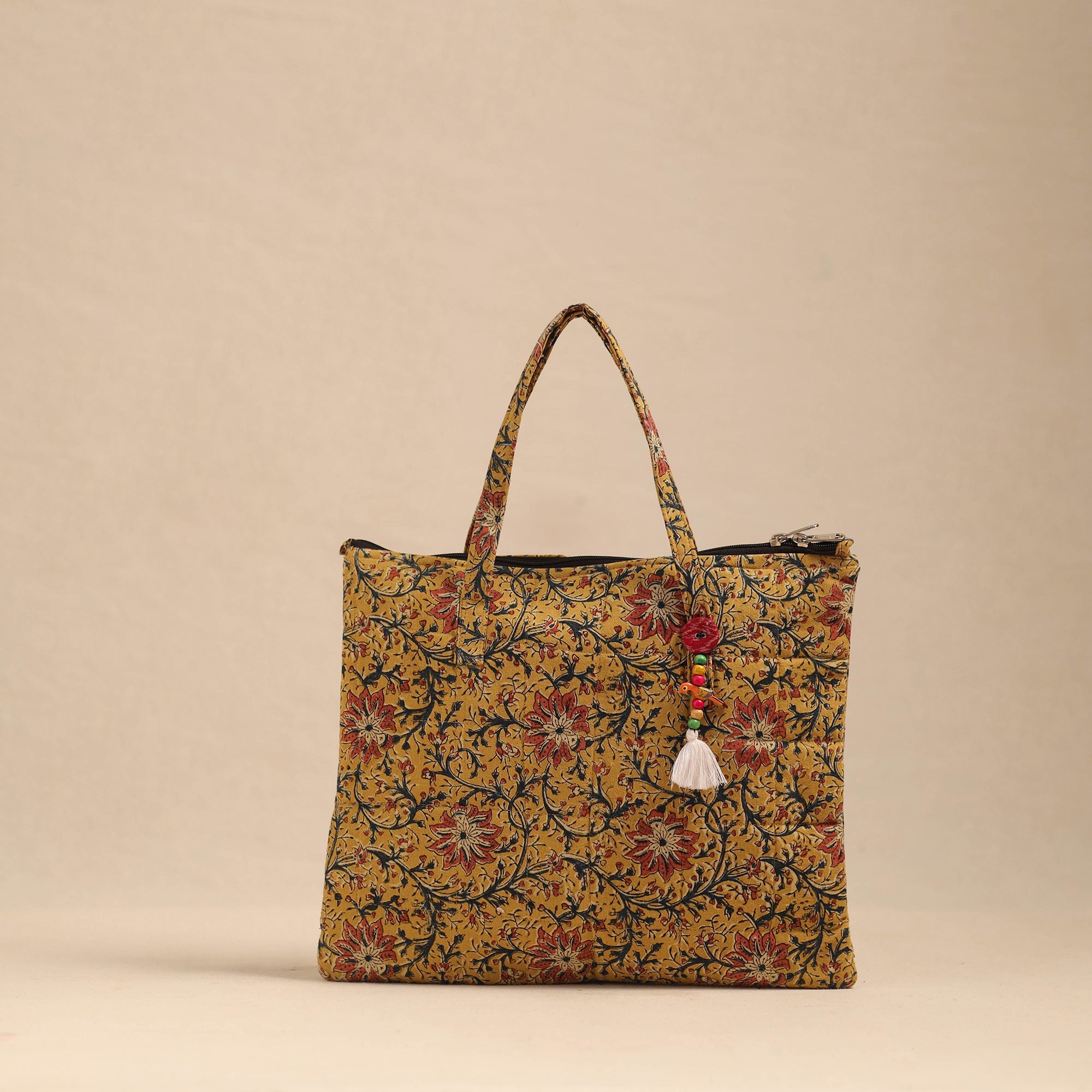 NOORI BAZAR Handmade Quilted Cotton Hand Bag 21