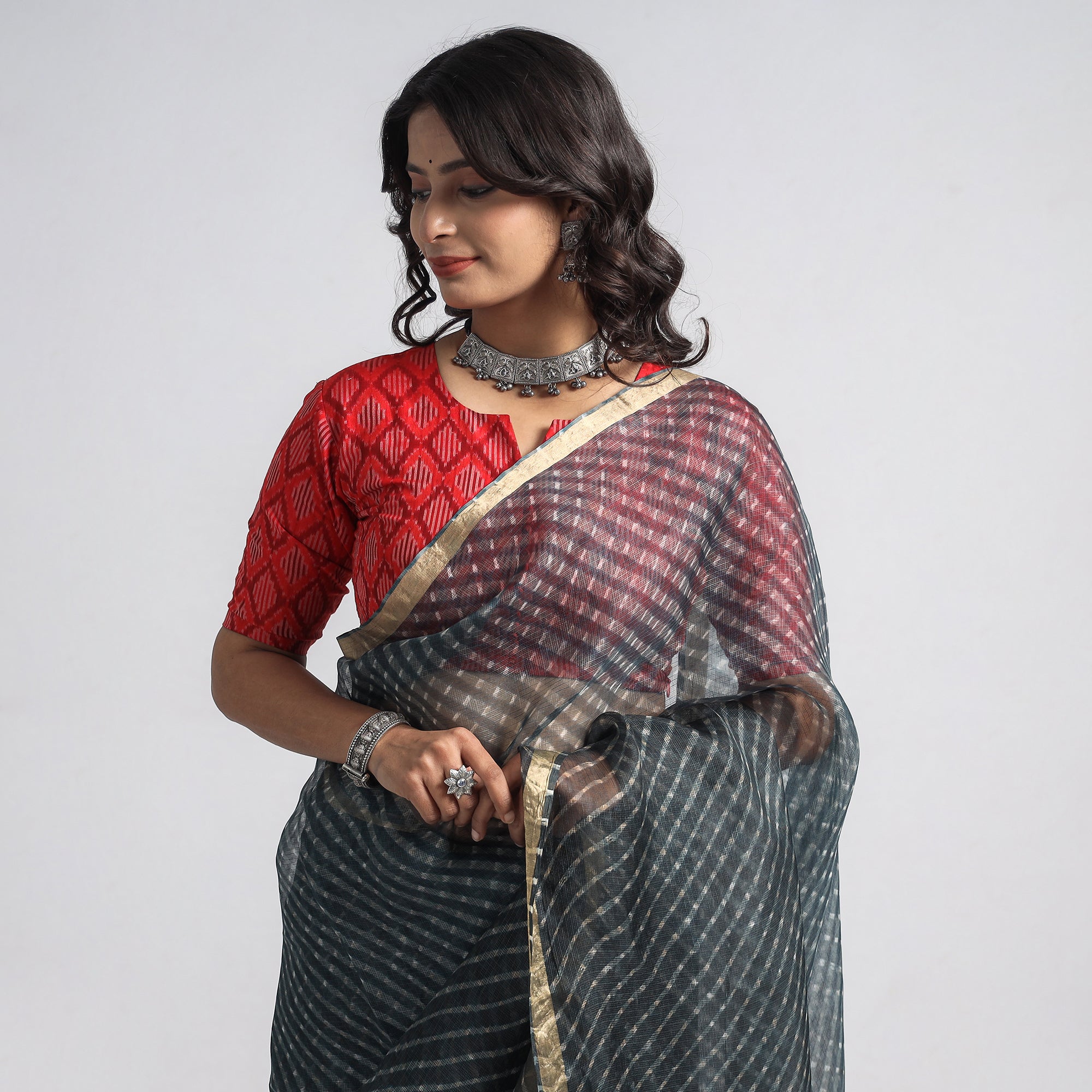 LEHARIYA BY BADSHAH MIYAN Black - Leheriya Tie-Dye Kota Doria Silk Saree - view 4