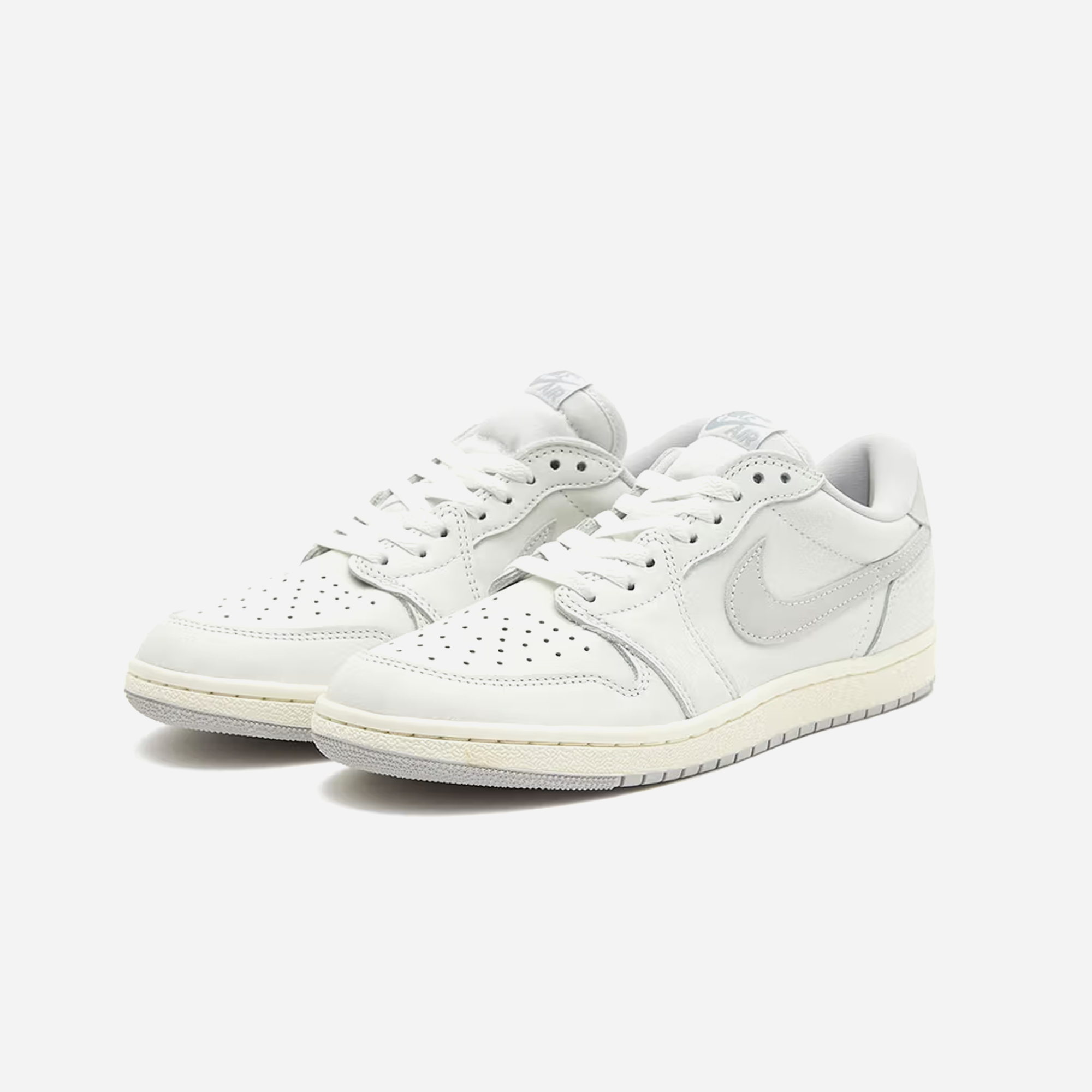 Nike Jordan 1 Low Neutral Grey - view 2