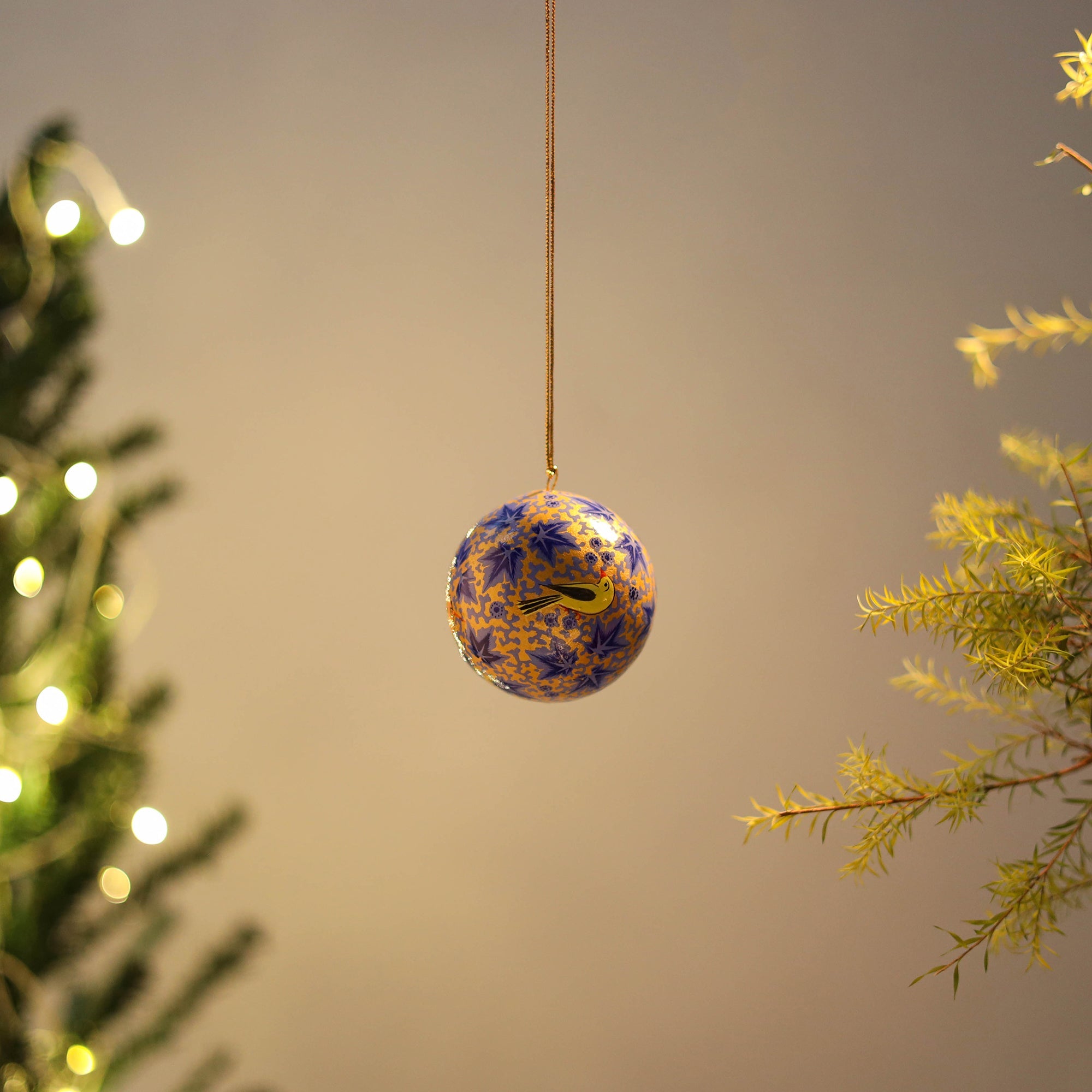 CRAFTVERA Ball - Kashmir Handpainted Christmas Ornament 07