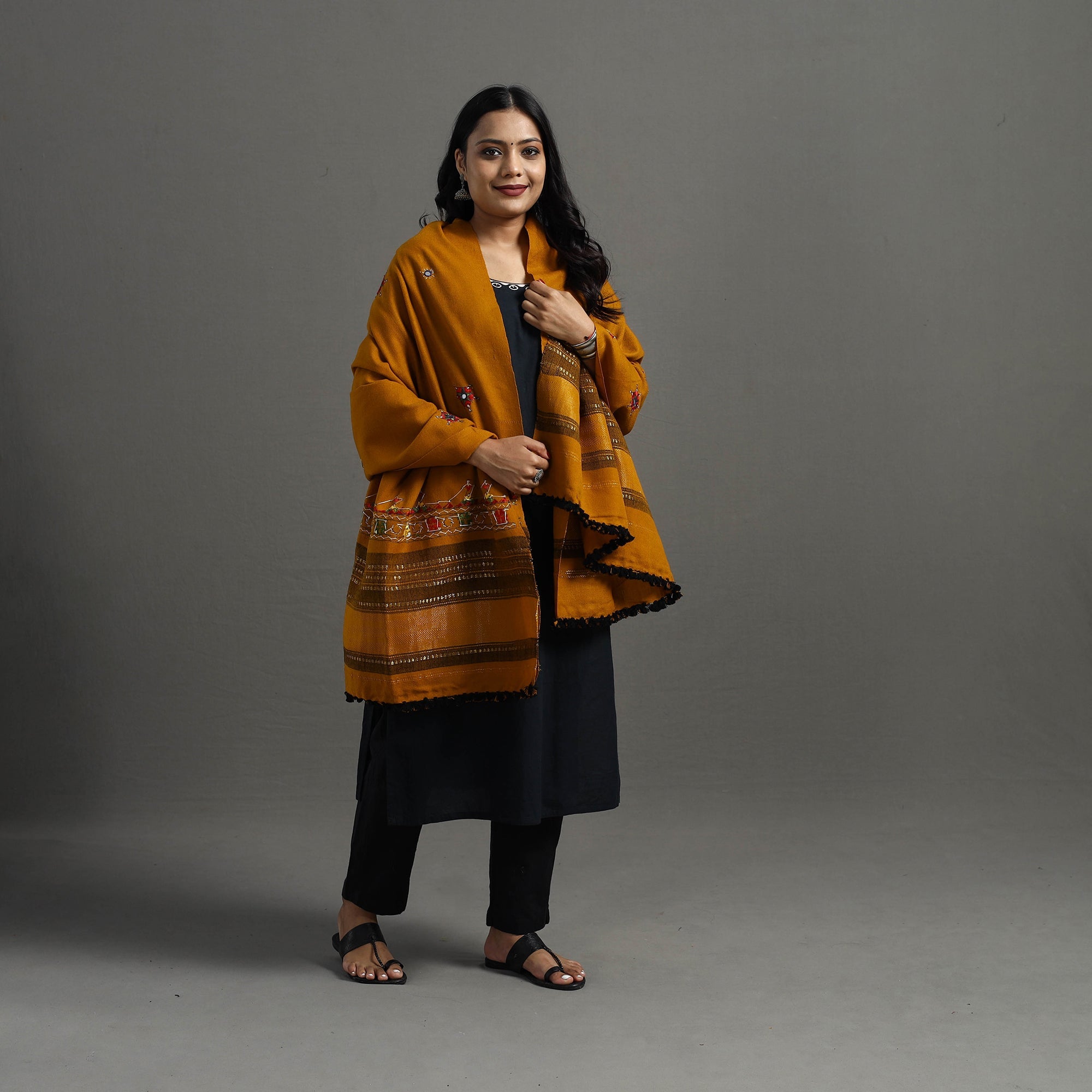 VANKAR BHIMJI KANJI Brown - Kutch Neran Hand Embroidery Mirror Work Woollen Shawl 77