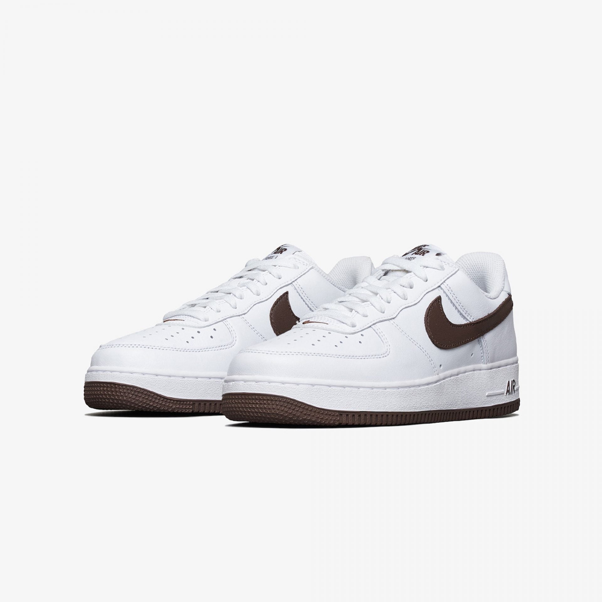 Nike | AIR FORCE 1 LOW { WHITE / CHOCOLATE
