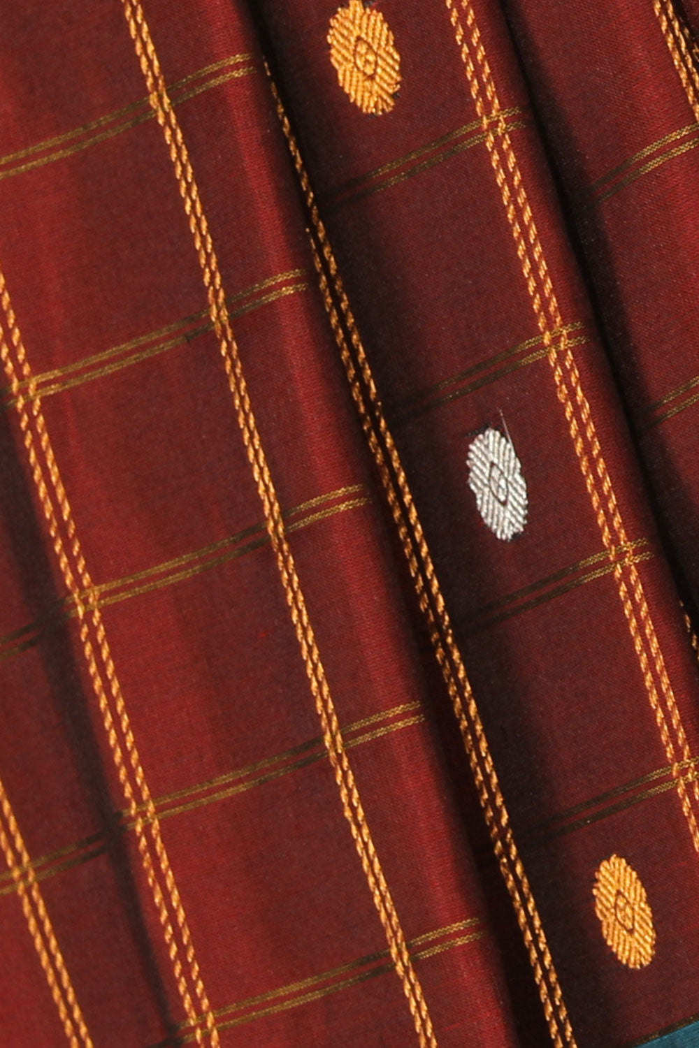 Kalanjali Gadwal Silk Maroon Saree – Women's - view 2