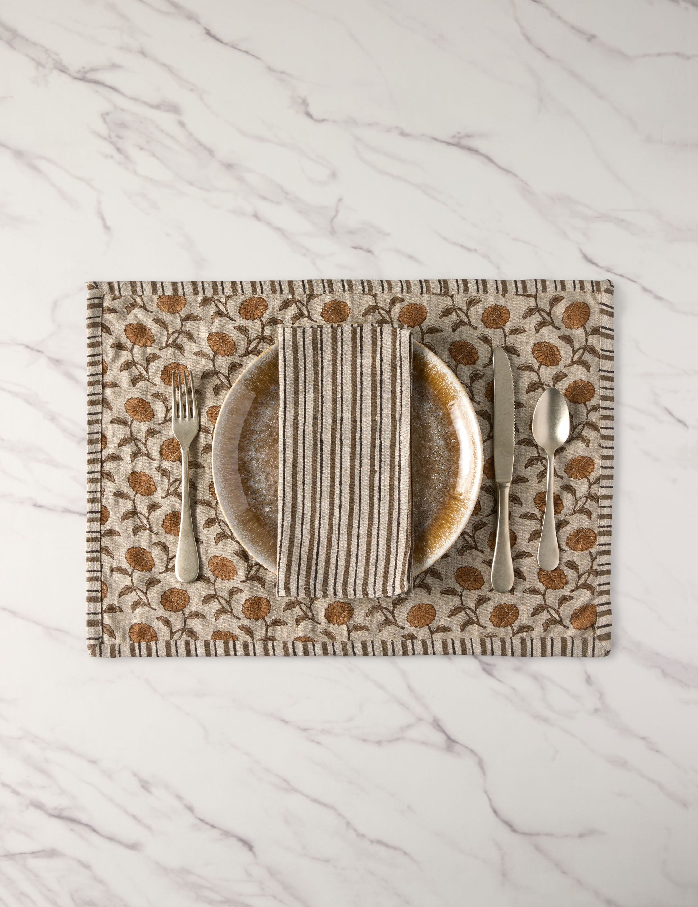 Lulu and Georgia Dori Reversible Linen Placemats (Set of 4) - view 7