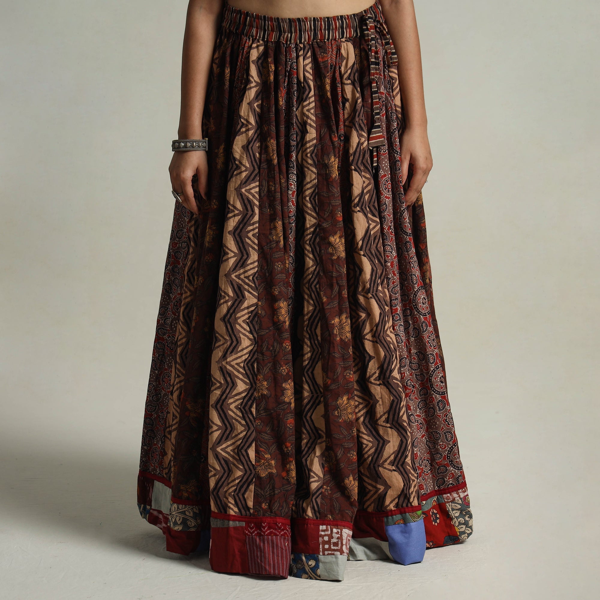 NOORI BAZAR Brown - Kutch Block Printed 24 Kali Cotton Long Skirt 08 - view 3