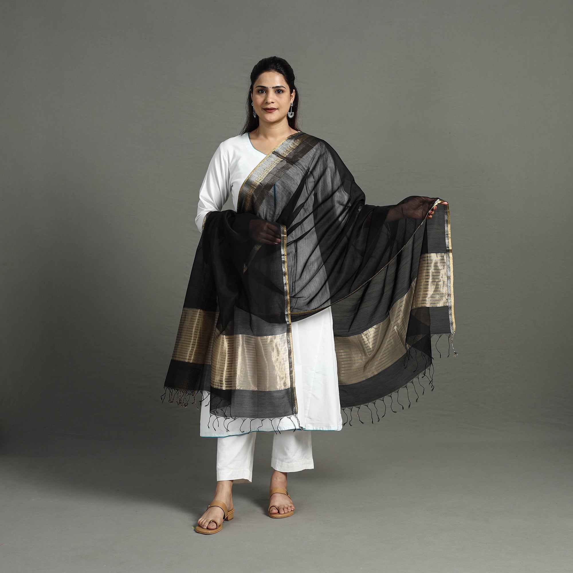 ITOKRI CRAFTS INITIATIVE Black - Handloom Silk Cotton Zari Work Maheshwari Dupatta 33 - view 2