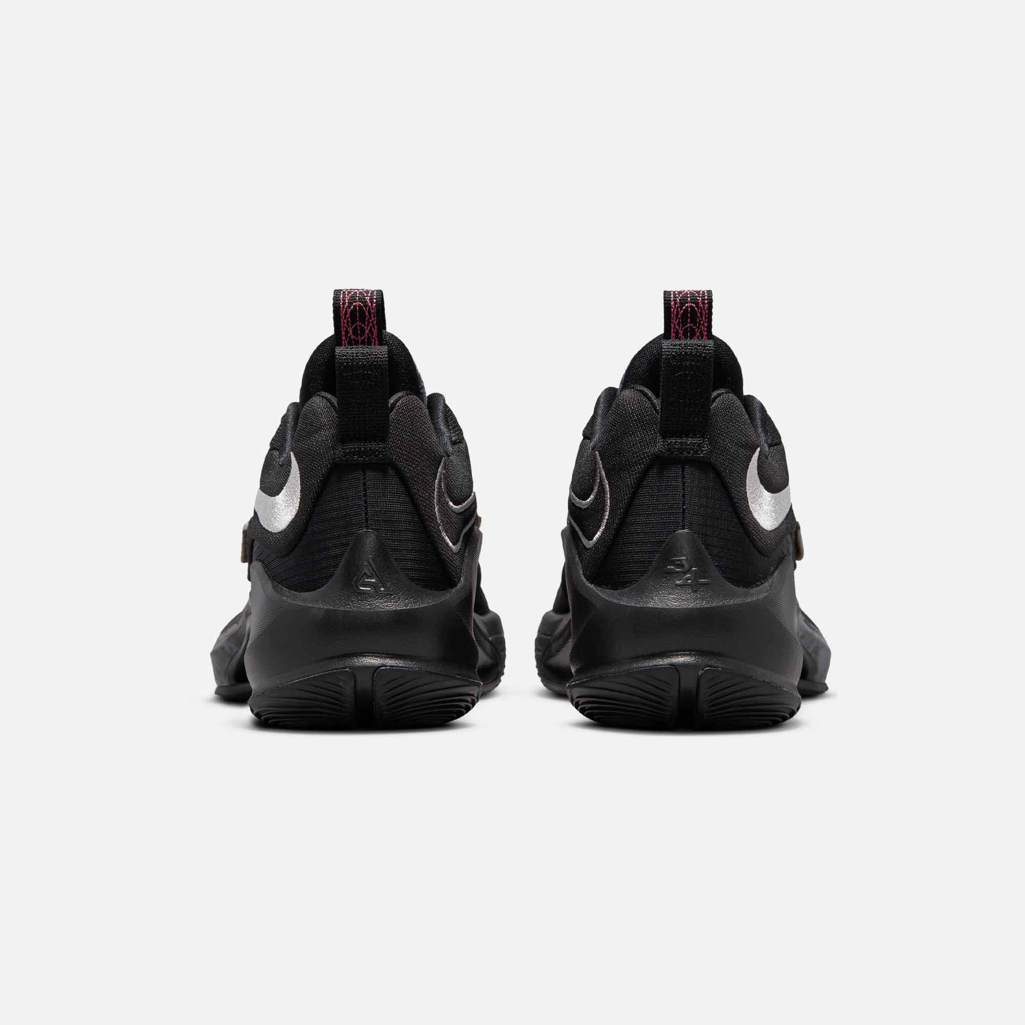 Nike | ZOOM FREAK 3 BLACK - view 2