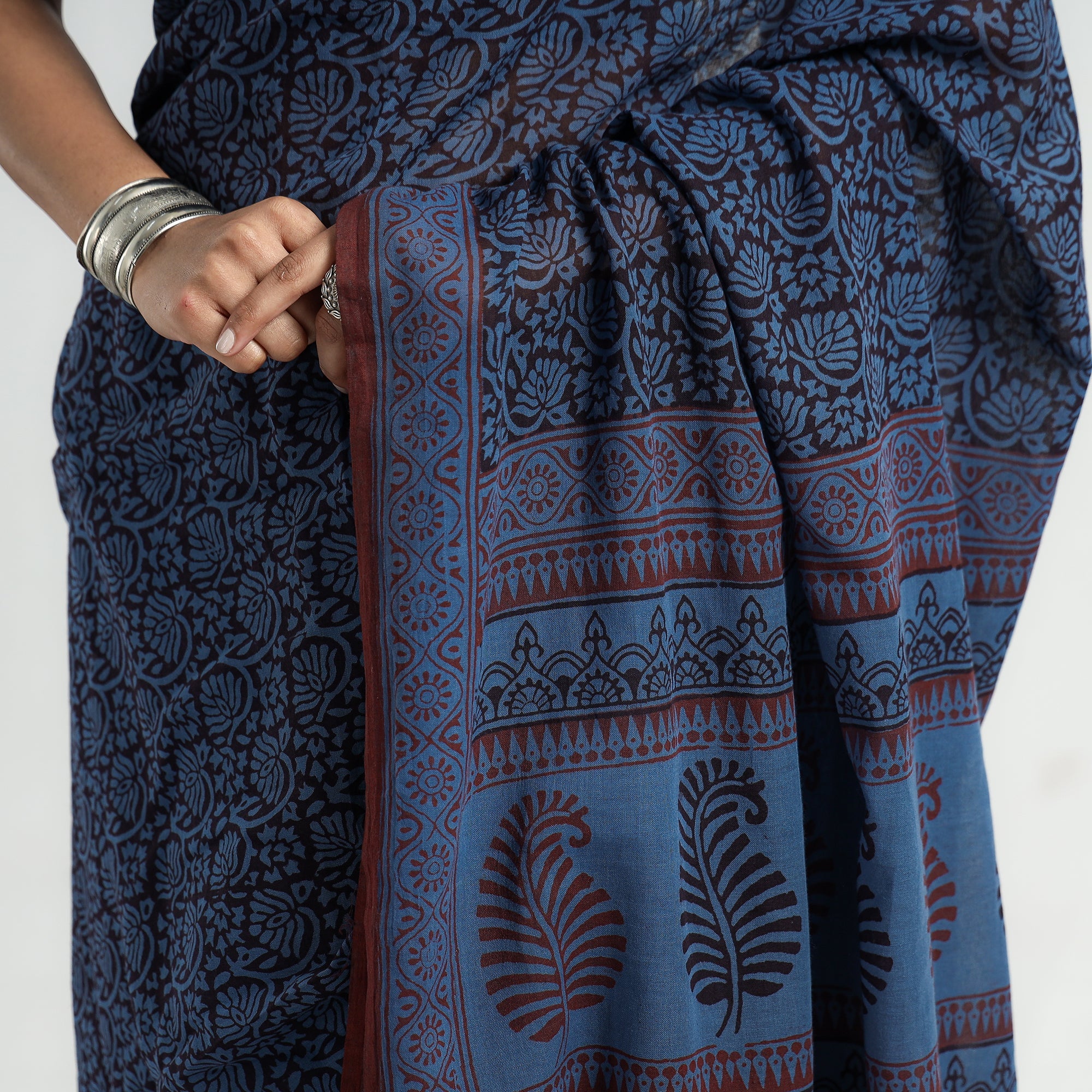 BAGH PRINTS BY YAKOOB KHATRI Blue - Bagh Hand Block Printed Cotton Saree - view 5