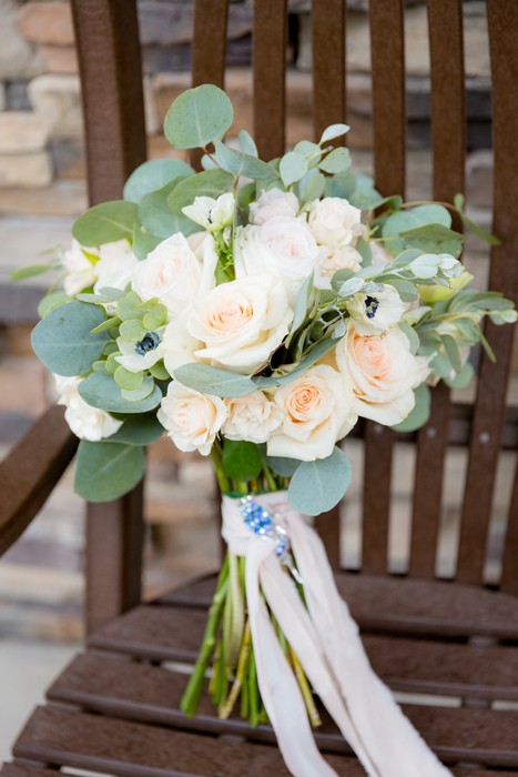 fiftyflowers.com Classic Creamy and Blush Mountain Wedding - view 3
