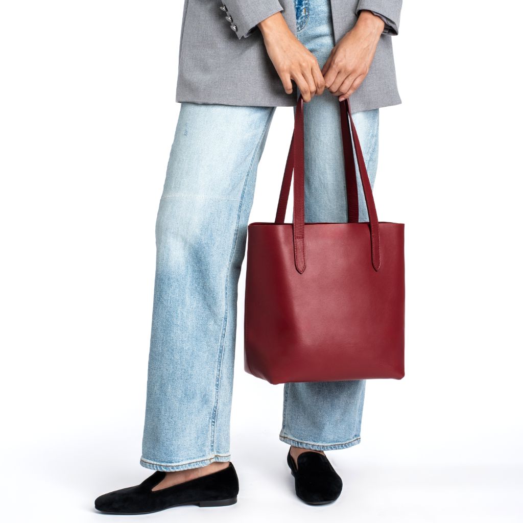 Thursday Boots - Women's Bags Everyday Tote | Red (M) - view 7