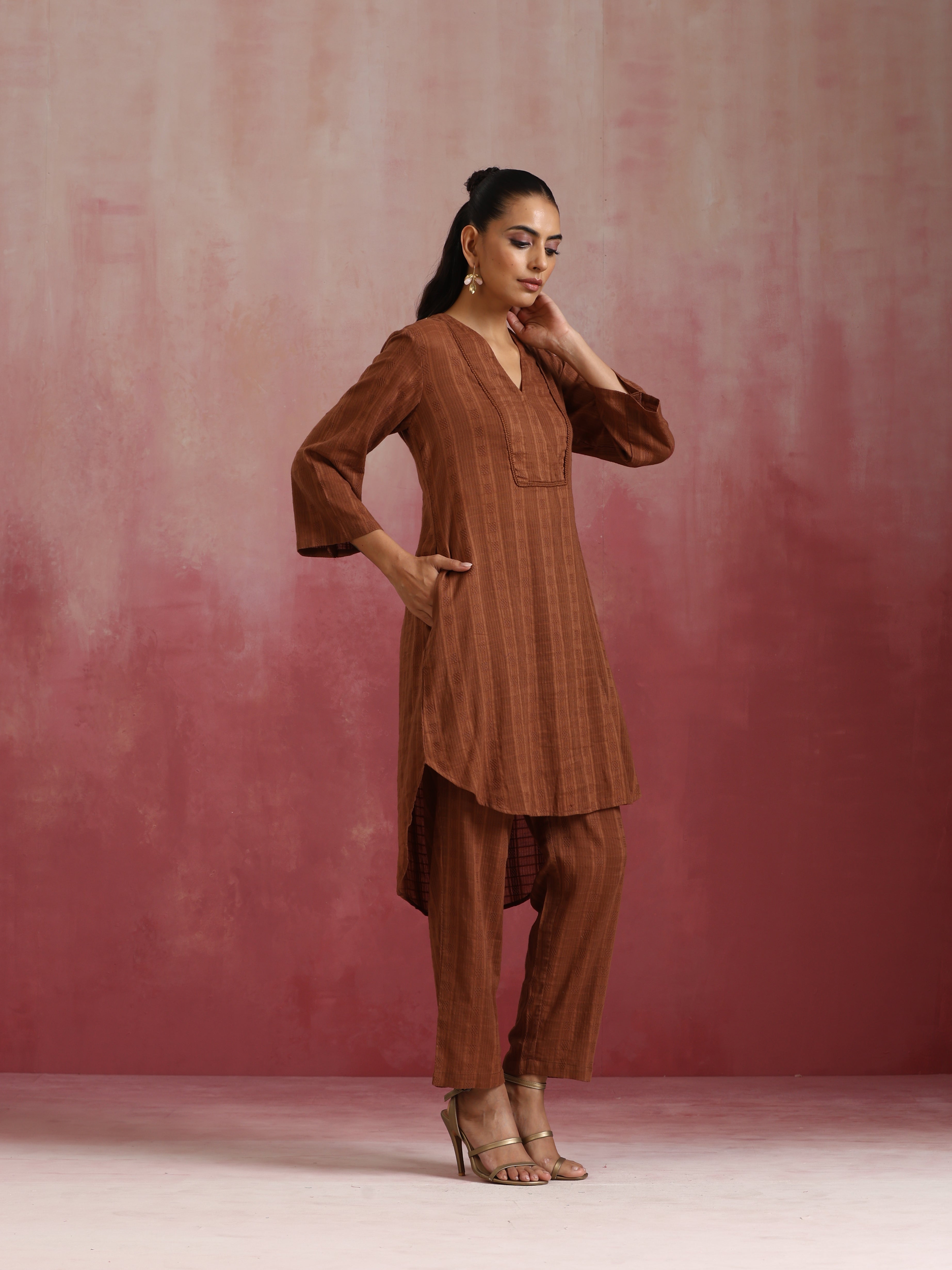 trueBrowns Brown Cotton Dobby Kurta Co-ord set - view 2