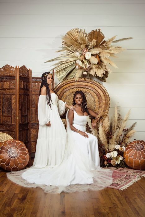 fiftyflowers.com Neutral Boho Dried and Tropical Styled Shoot