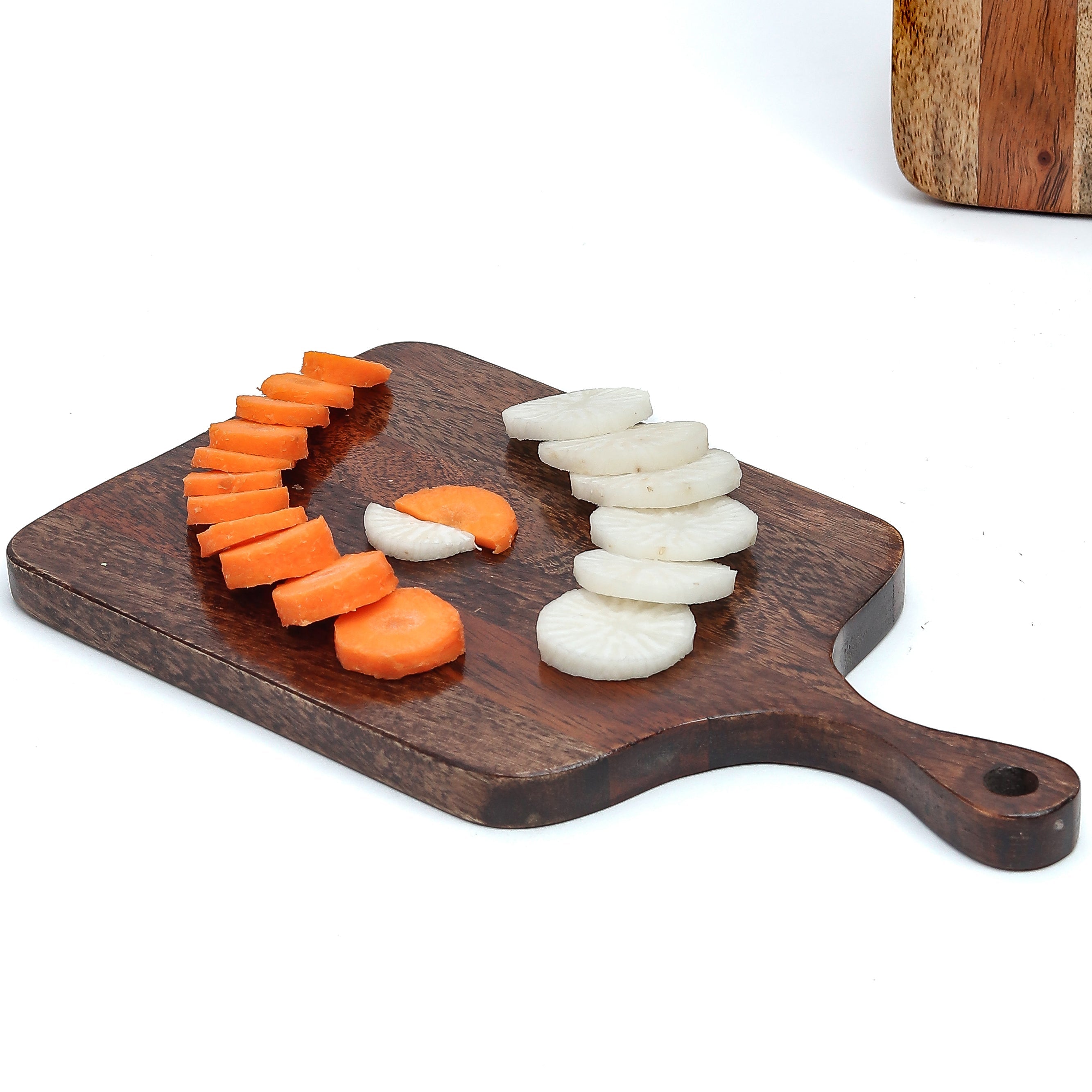 STUDIO TRATAKA Blair Walnut Chopping Board