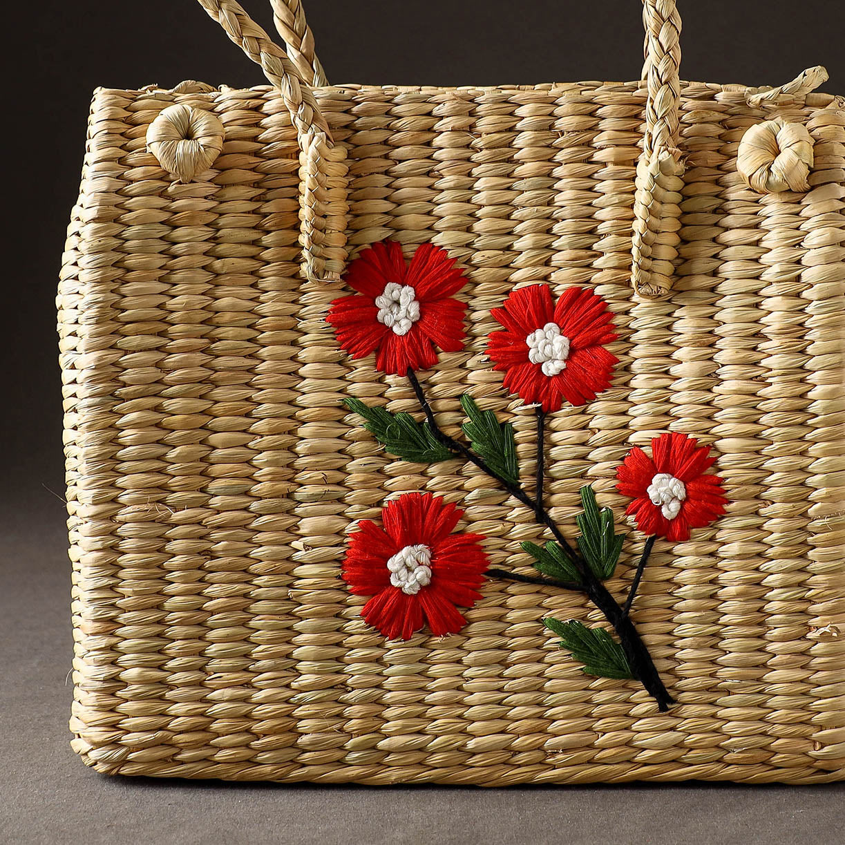 ITOKRI CRAFTS INITIATIVE Beige - Handcrafted Natural Water Reed Embroidered Shopping Bag - view 3
