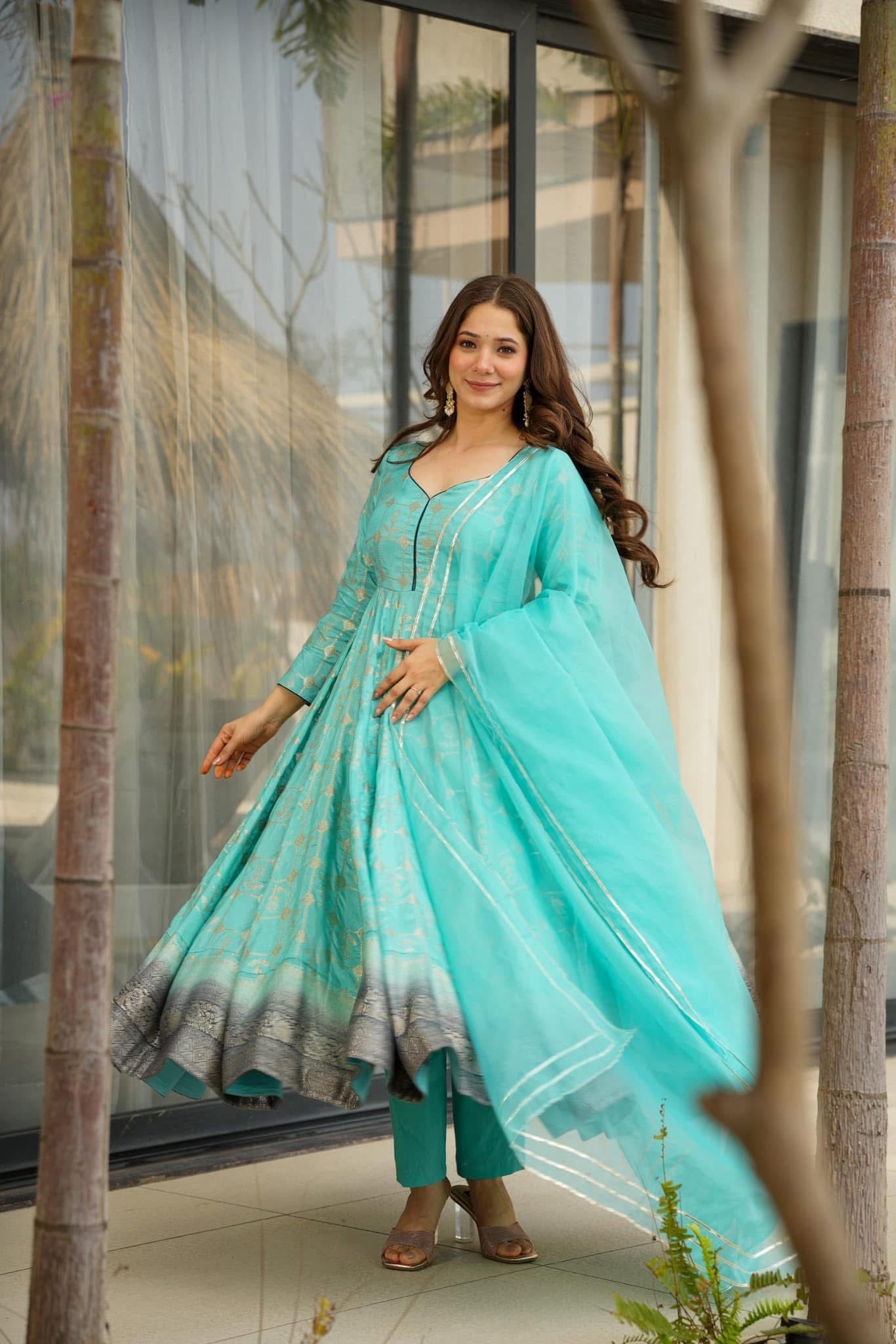 Idaho-o Skyfall silk suit set