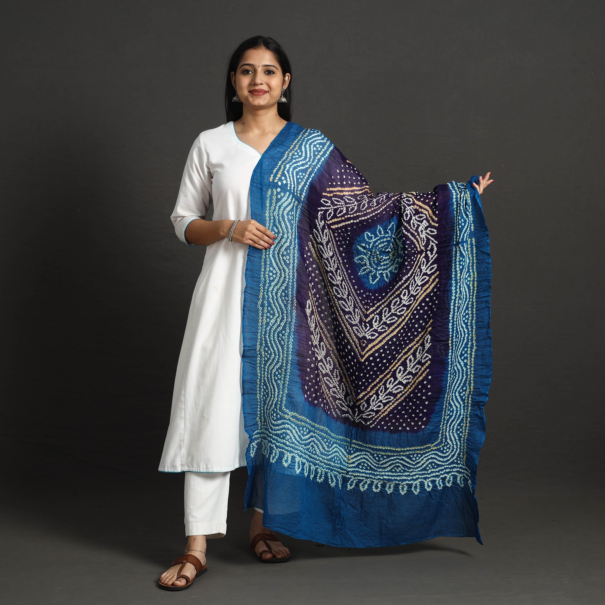 KACHCHH JI CHHAAP Kutch Tie-Dye Cotton Bandhani Dupatta 19
