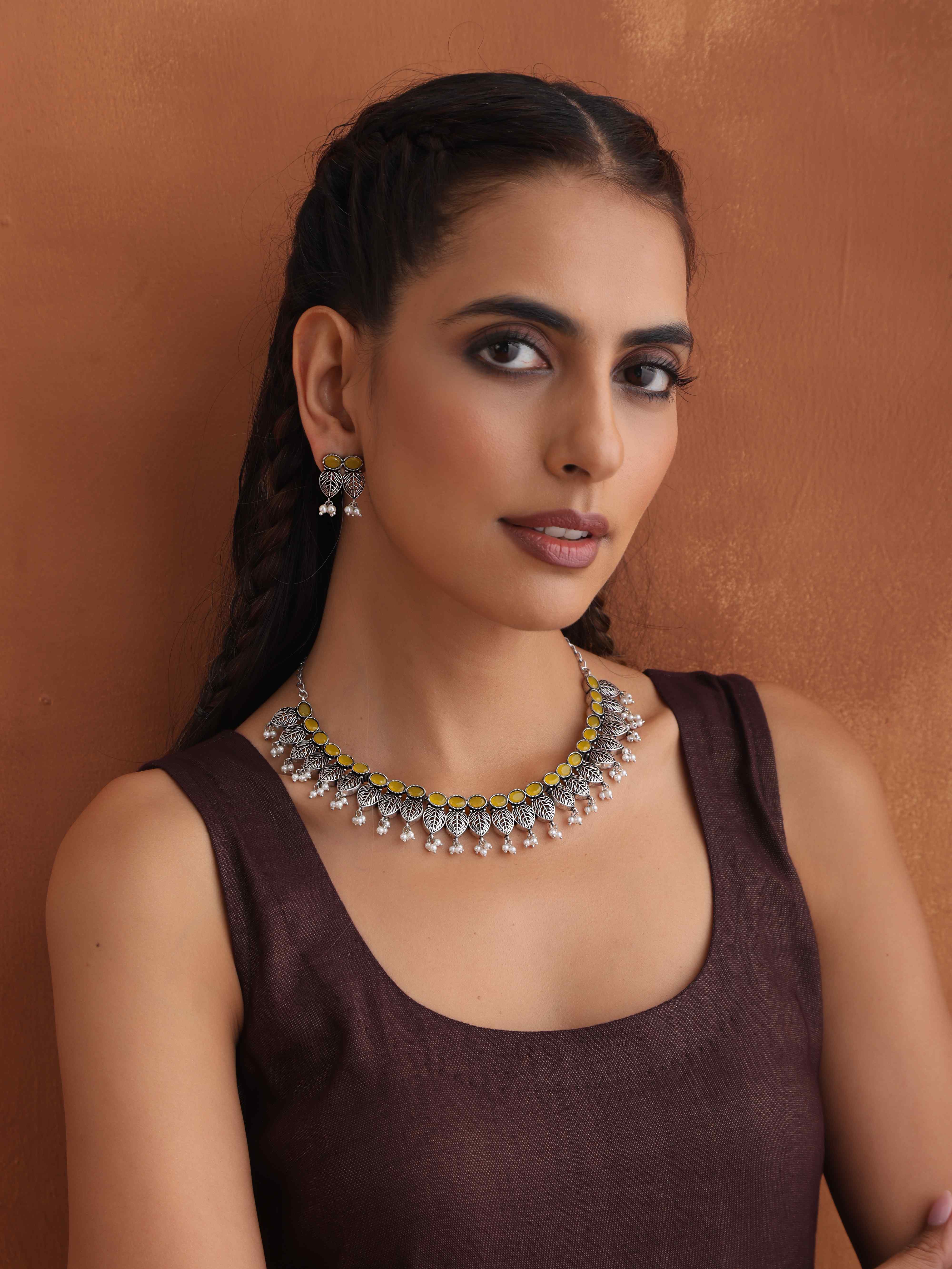 trueBrowns Silver Tone Stone Necklace Set - view 3
