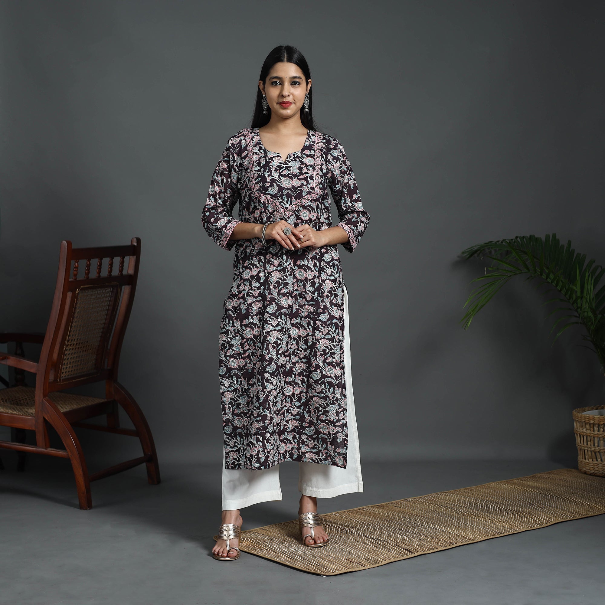 ITOKRI CASUALS Black - Sequins Work Cotton Straight Sanganeri Print Kurta 09 - view 2