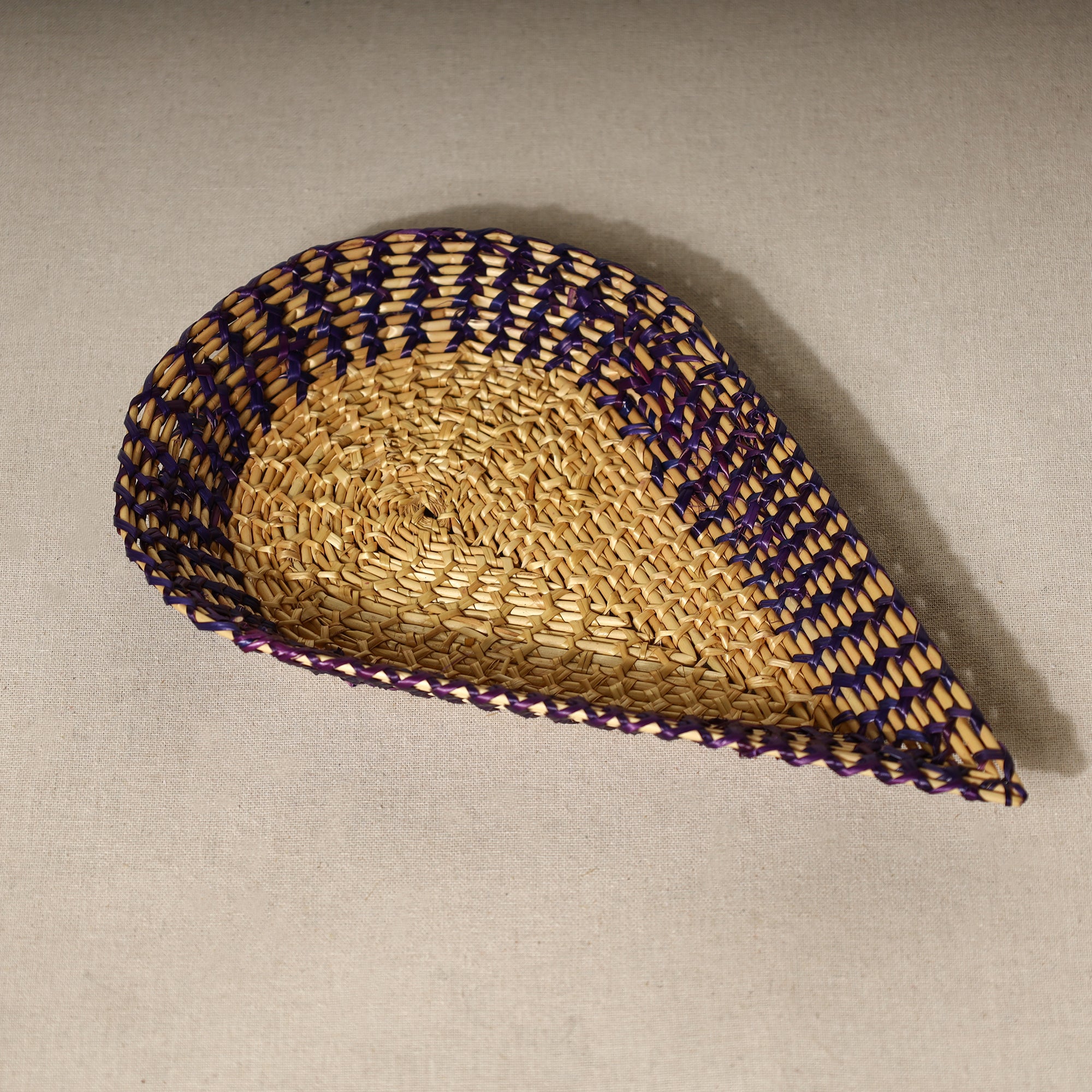 ITOKRI CRAFTS INITIATIVE Beige - Handmade Sikki Grass Multipurpose Tray (Small) - view 2
