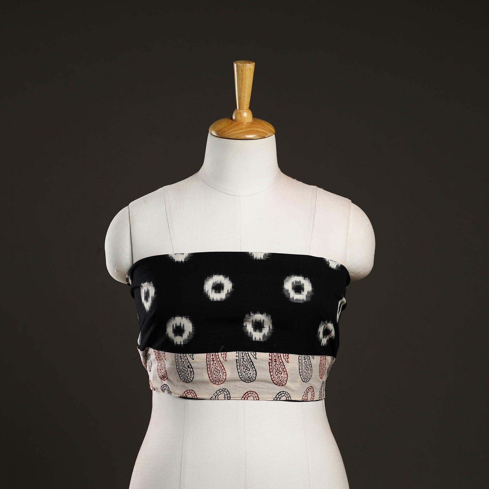 NOORI BAZAR Black - Handloom Cotton Pochampally Double Ikat Blouse Piece 04