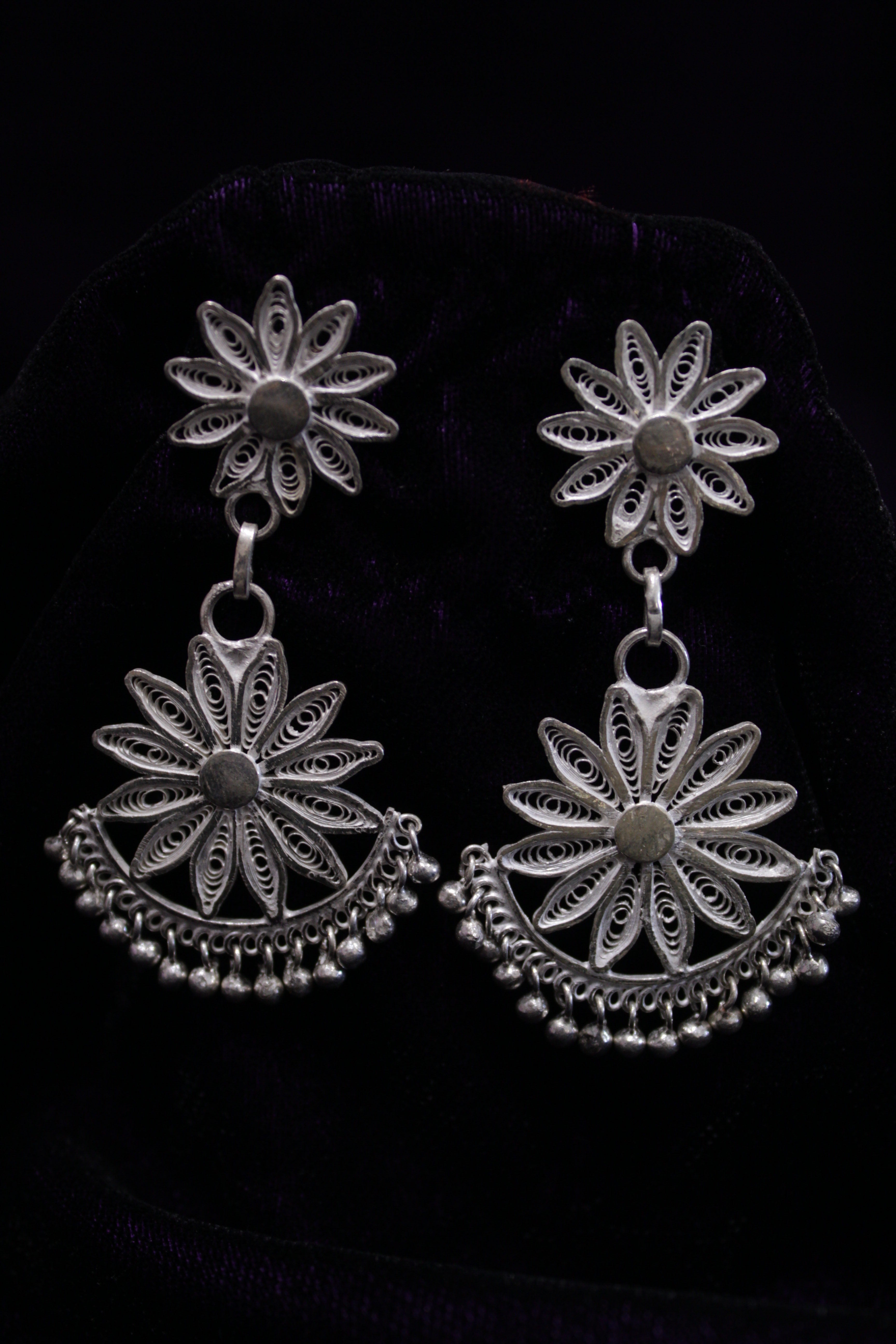 Indianvillez Floral Silver Filigree With Beads Earring