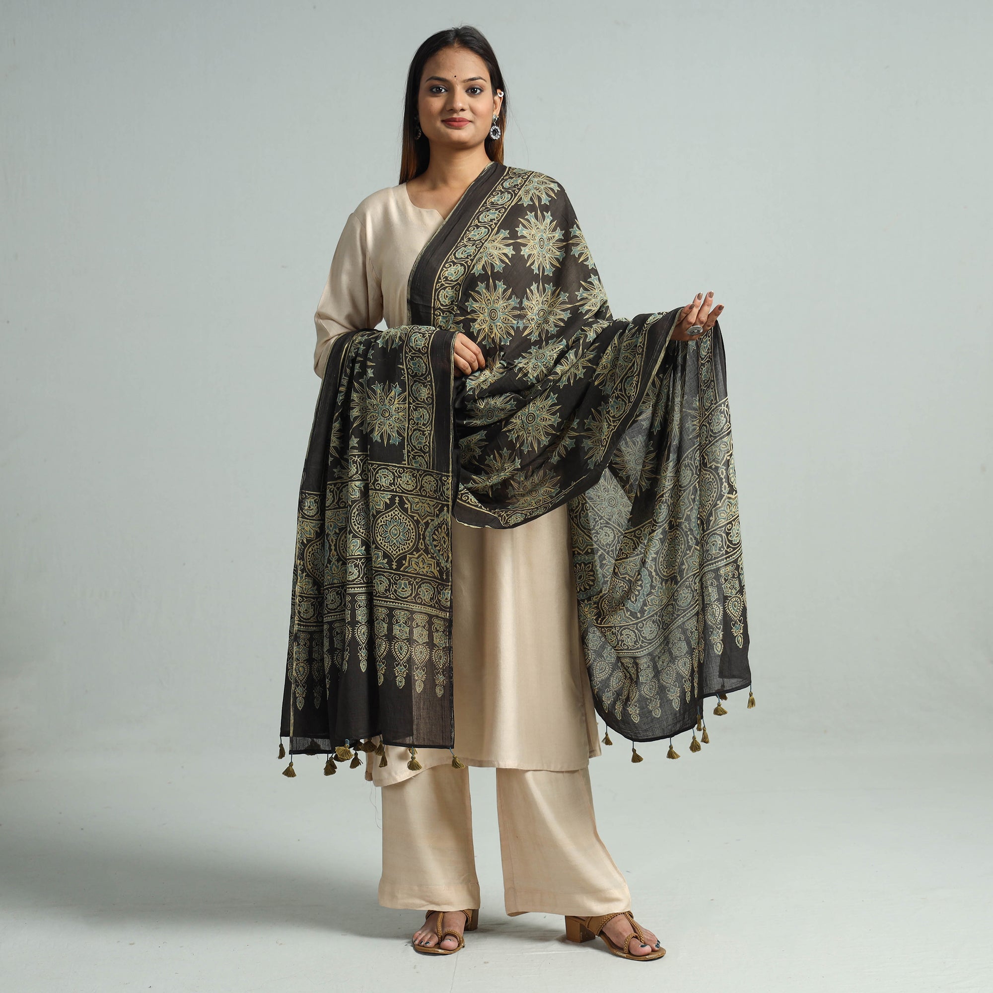 AJRAKH BY SUFIYAN ISMAIL KHATRI Brown - Hand Block Printed Cotton Ajrakh Dupatta 45 - view 2